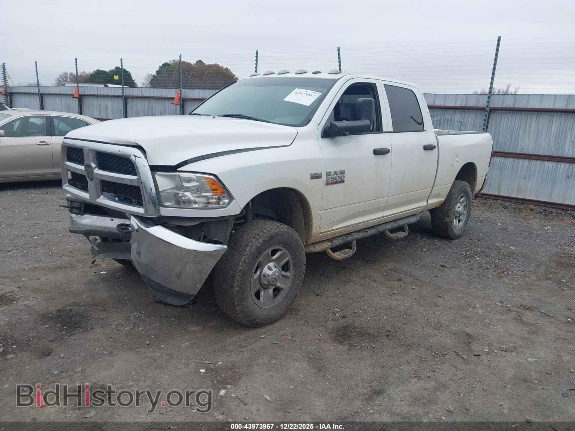 2017 RAM 2500 - VIN: 3C6UR5CJXHG744308 - Фото 2