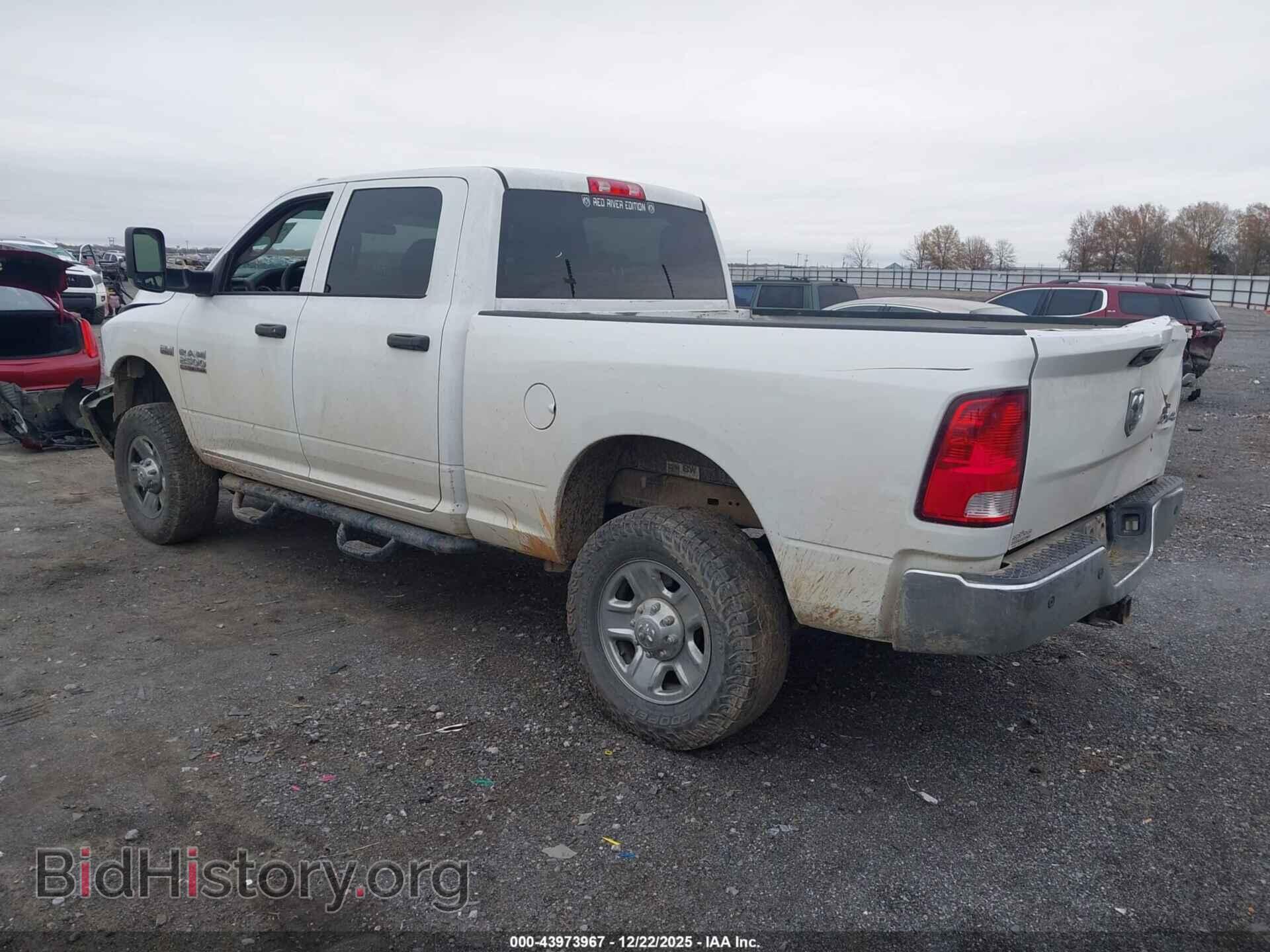 2017 RAM 2500 - VIN: 3C6UR5CJXHG744308 - Фото 3