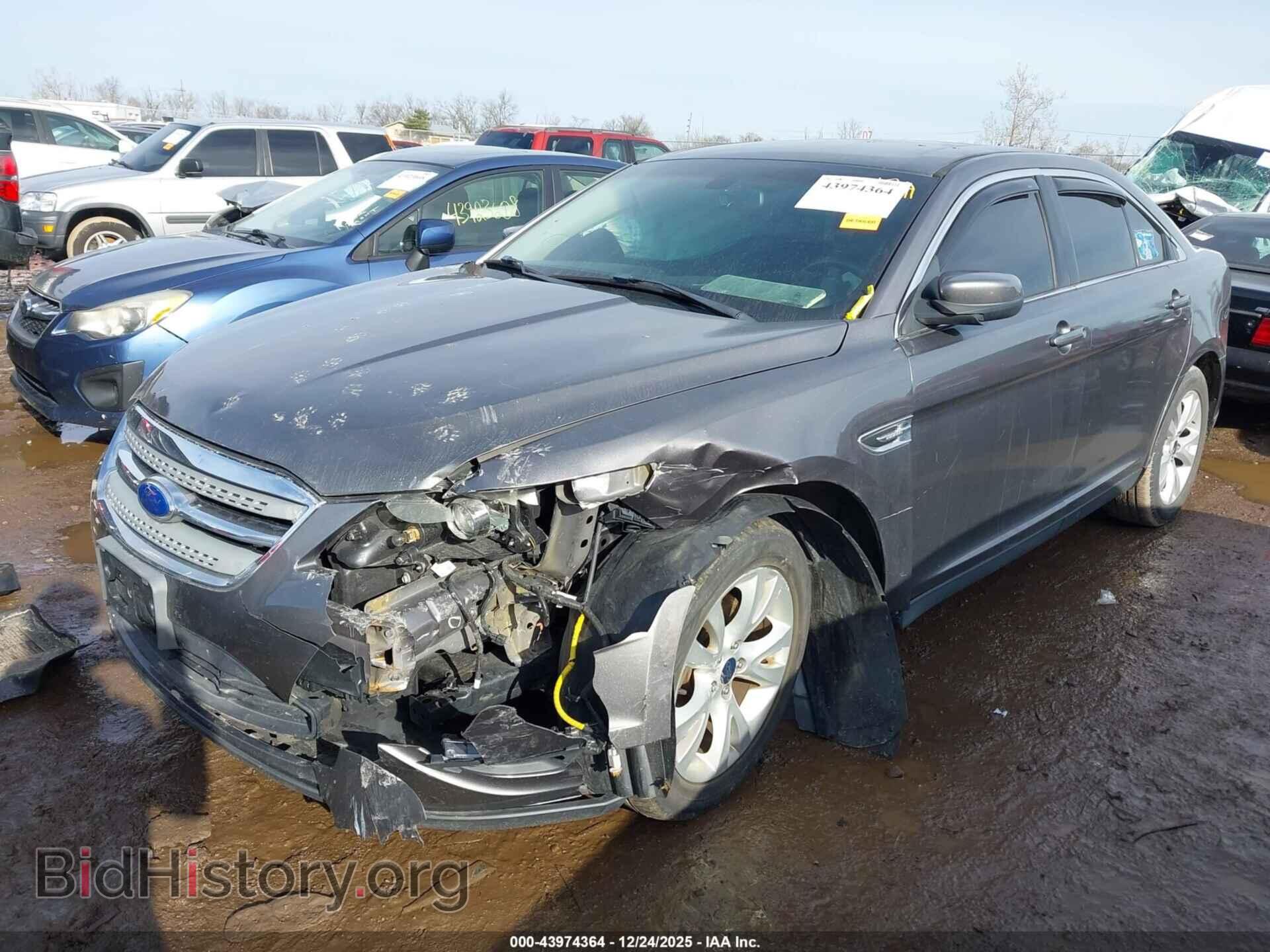 2011 FORD TAURUS - VIN: 1FAHP2EW1BG188972 - Photo 2