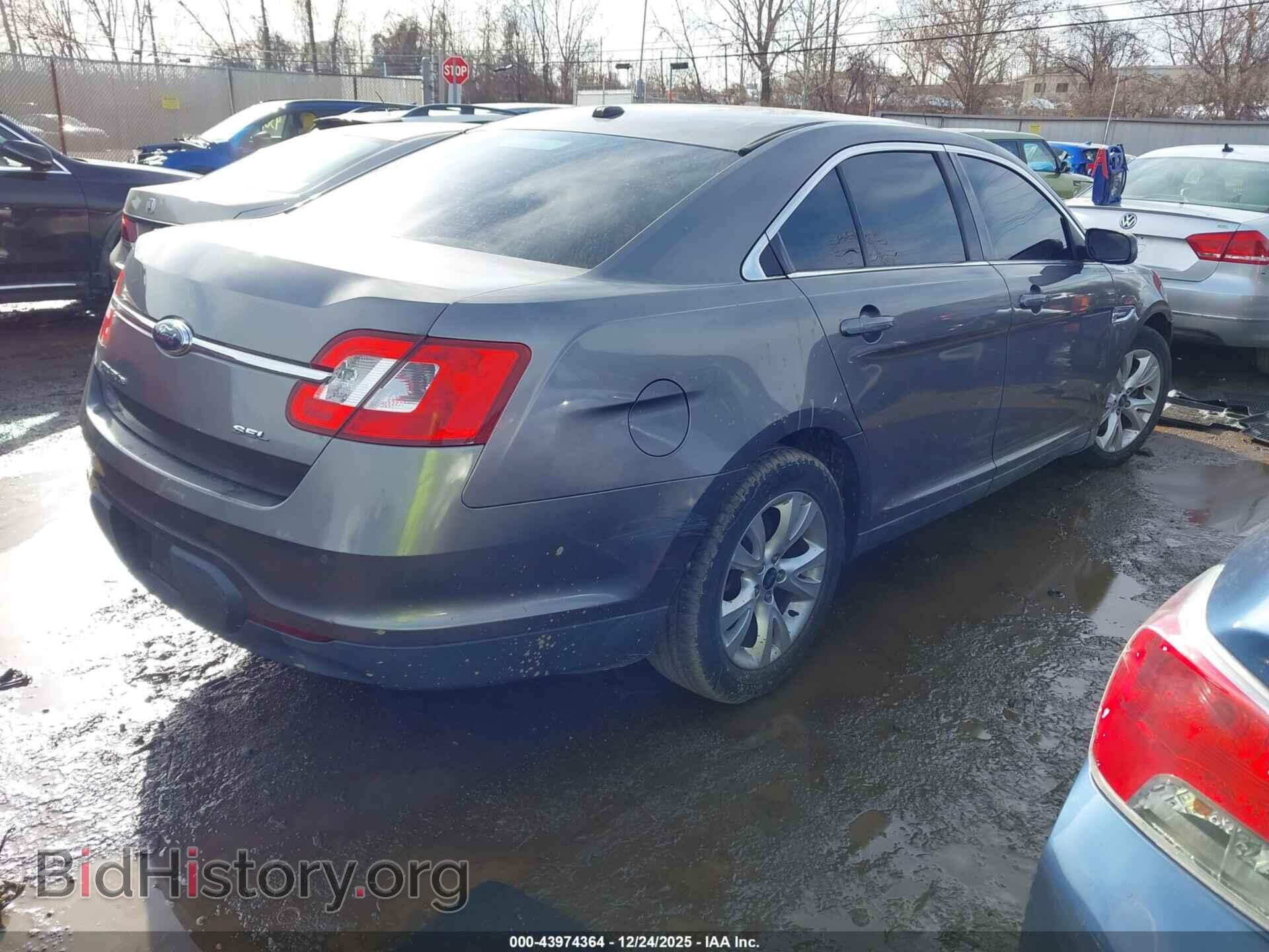 2011 FORD TAURUS - VIN: 1FAHP2EW1BG188972 - Photo 4