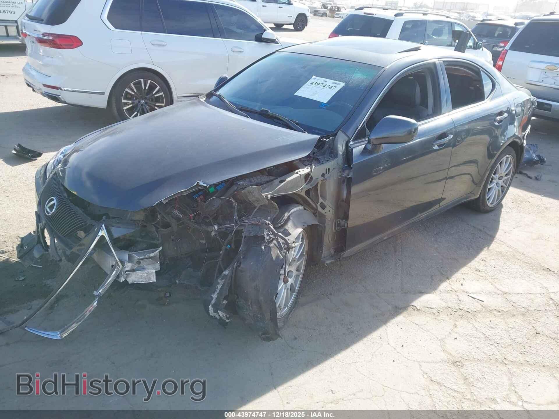 2007 LEXUS IS 250 - VIN: JTHBK262272027706 - Фото 2