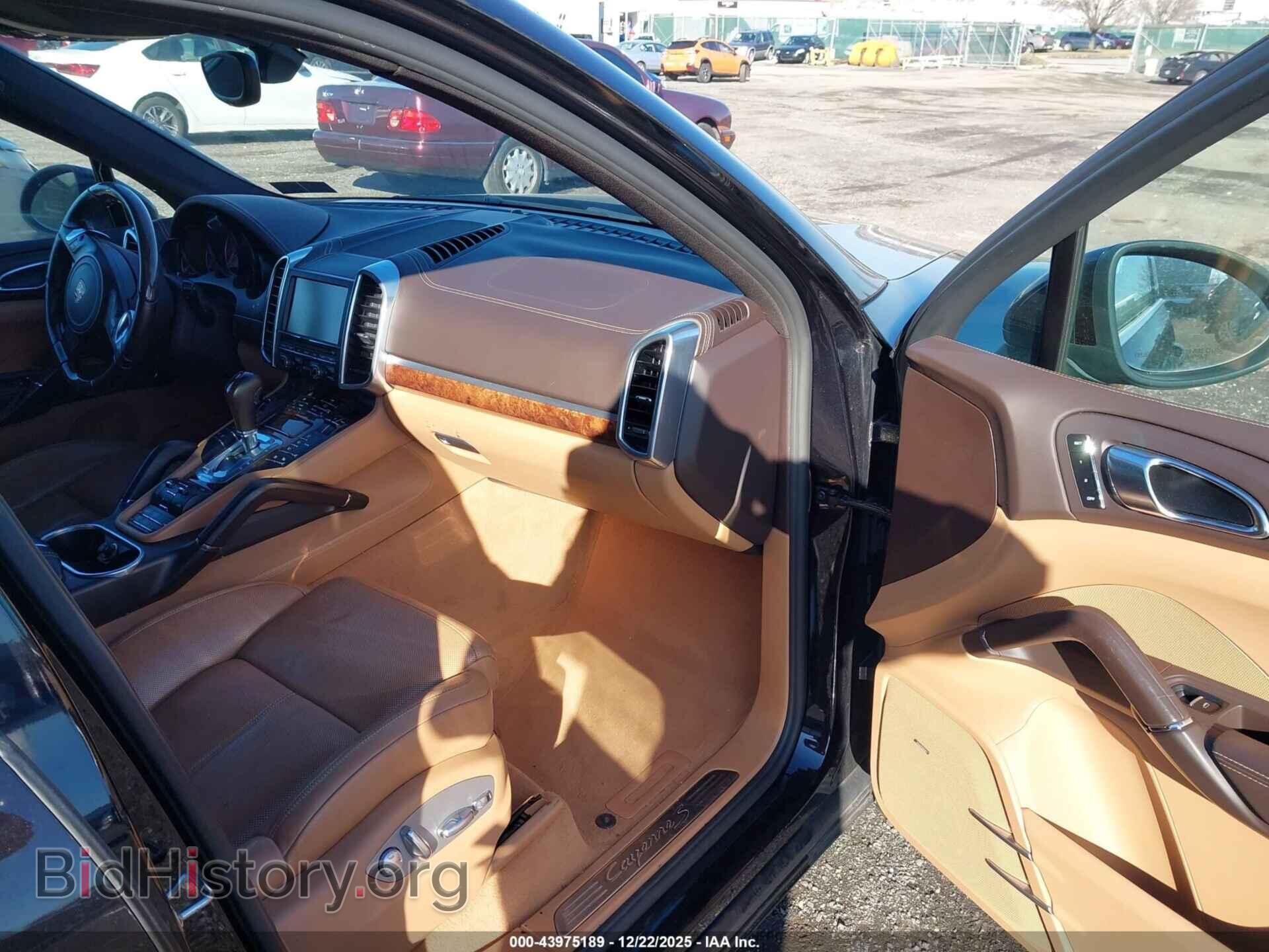 2011 PORSCHE CAYENNE - VIN: WP1AB2A21BLA52022 - Photo 5