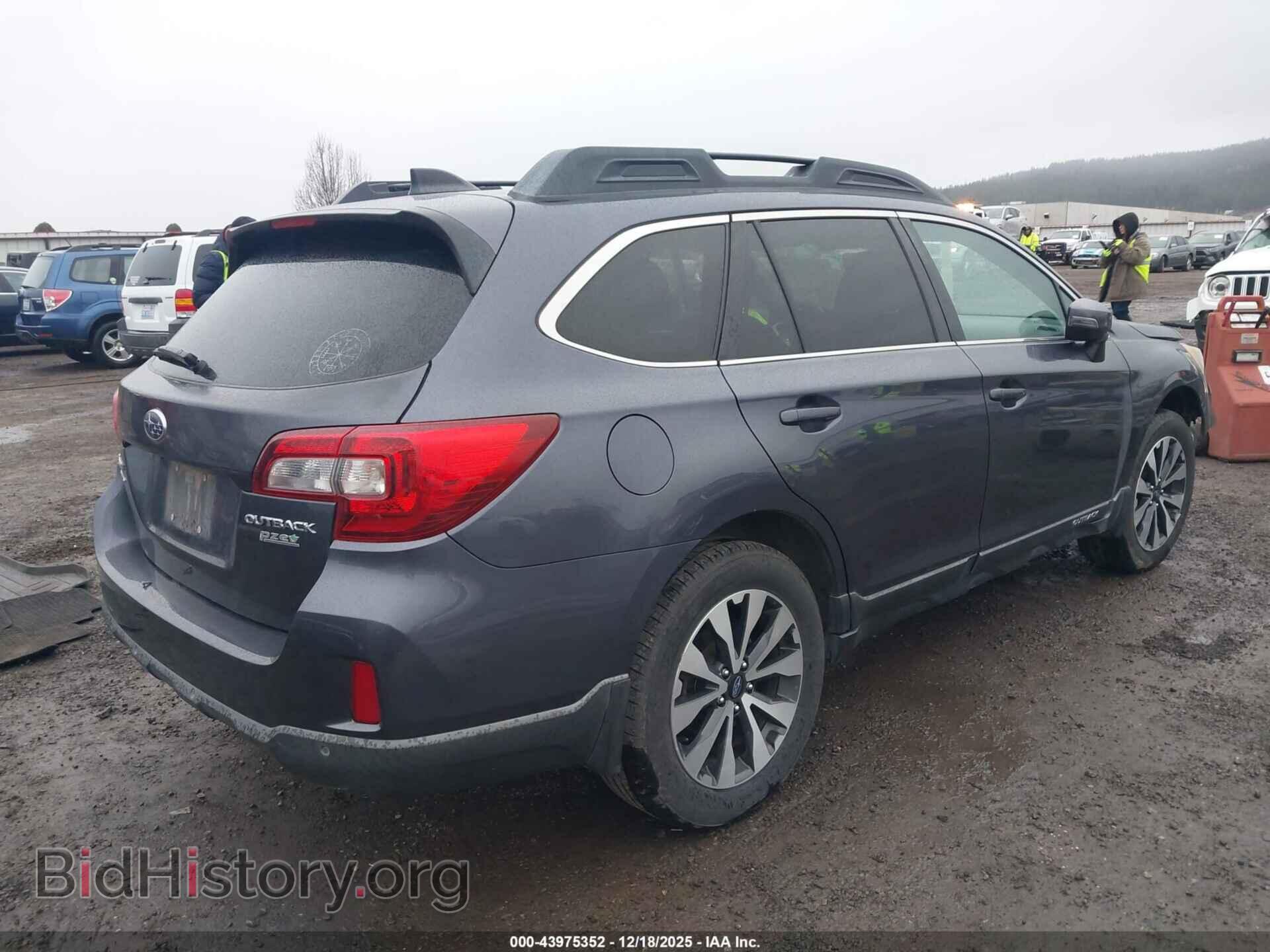 2017 SUBARU OUTBACK - VIN: 4S4BSANC7H3377118 - Фото 4