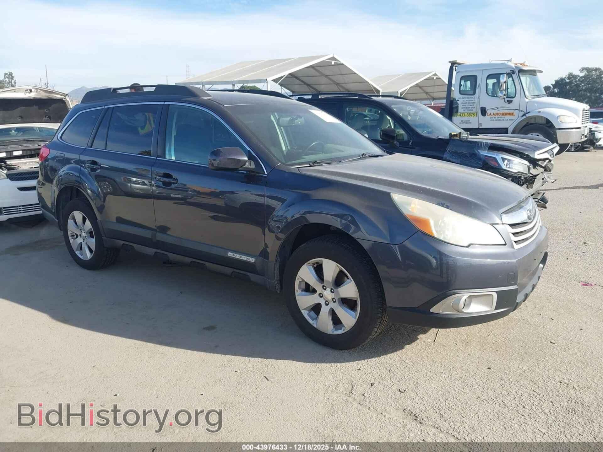 Photo 4S4BRBBC4B1318200 - SUBARU OUTBACK 2011