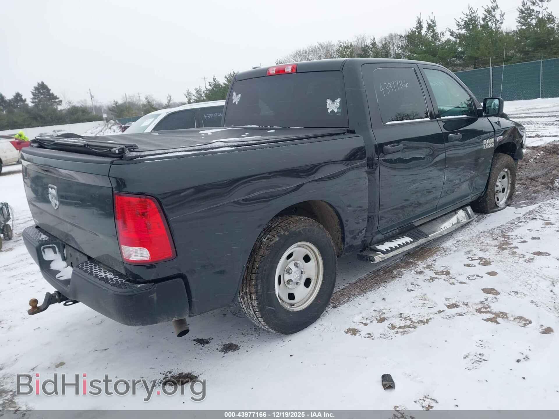 2018 RAM 1500 - VIN: 1C6RR6KT1JS157394 - Фото 4