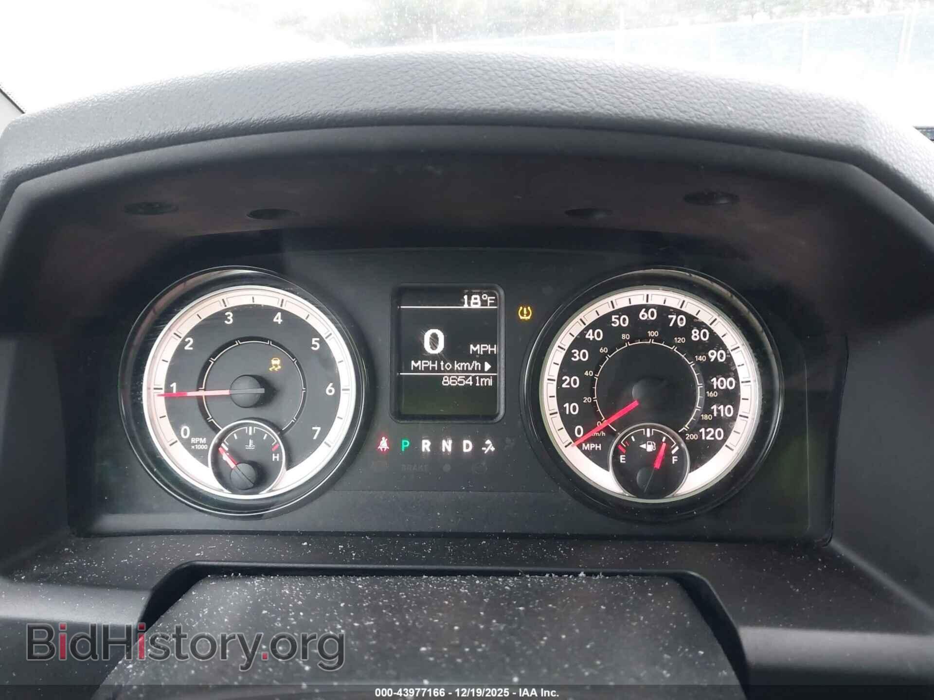 2018 RAM 1500 - VIN: 1C6RR6KT1JS157394 - Фото 7