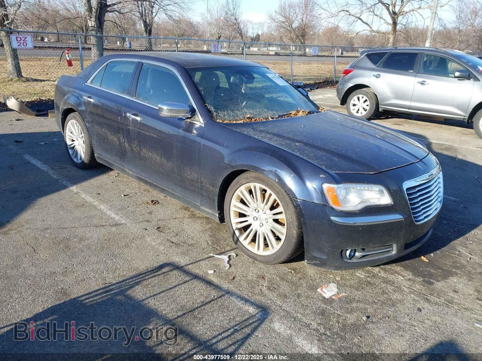 Photo 2C3CCAET6CH237903 - CHRYSLER 300C 2012