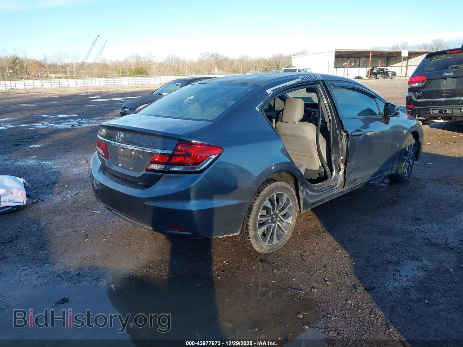2013 HONDA CIVIC - VIN: 2HGFB2F58DH511140 - Фото 4