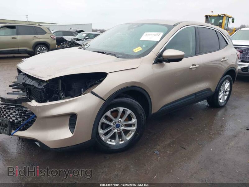 2020 Ford ESCAPE (VIN 1FMCU9G64LUA44480) — photo 2 of 15