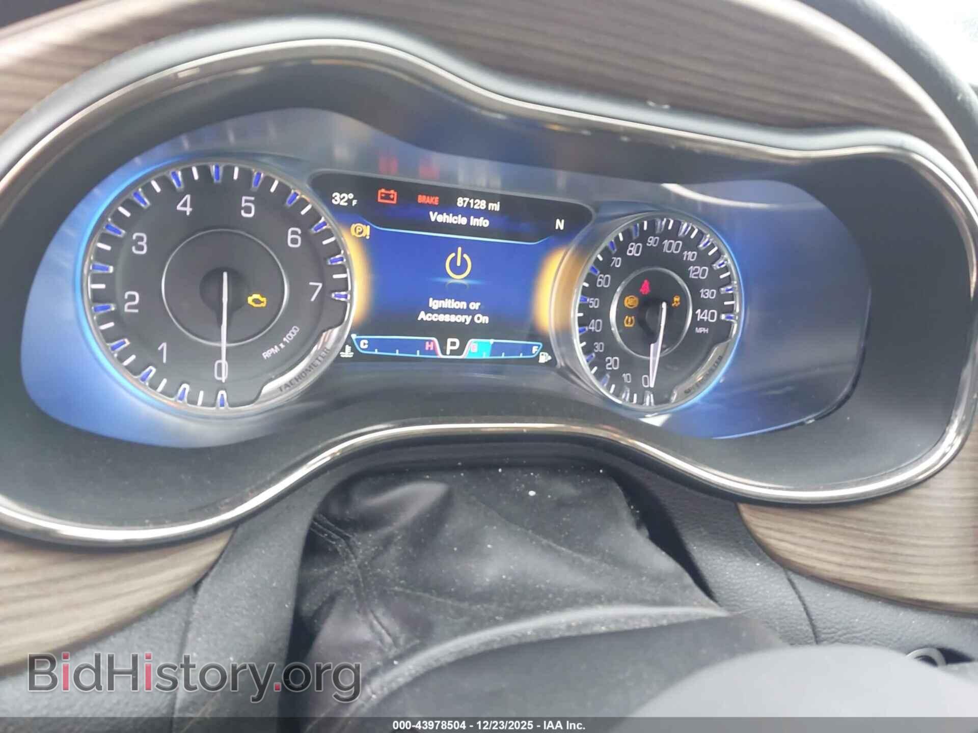 2016 CHRYSLER 200 - VIN: 1C3CCCCG8GN175676 - Фото 7