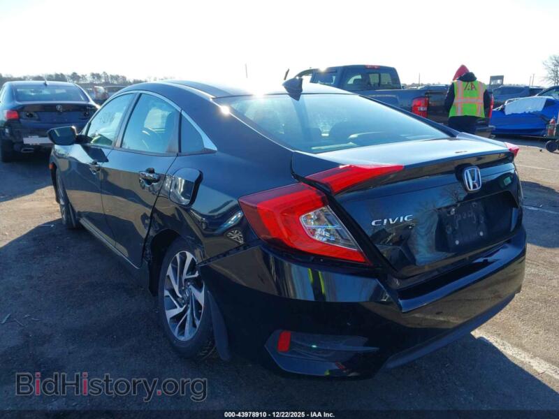 2017 Honda CIVIC (VIN 19XFC2F79HE006366) — фото 6 из 16