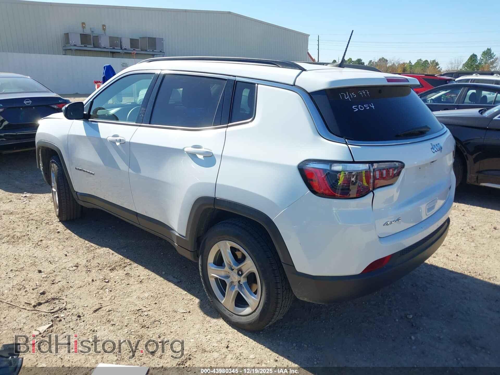 2024 JEEP COMPASS - VIN: 3C4NJDBNXRT606134 - Фото 3