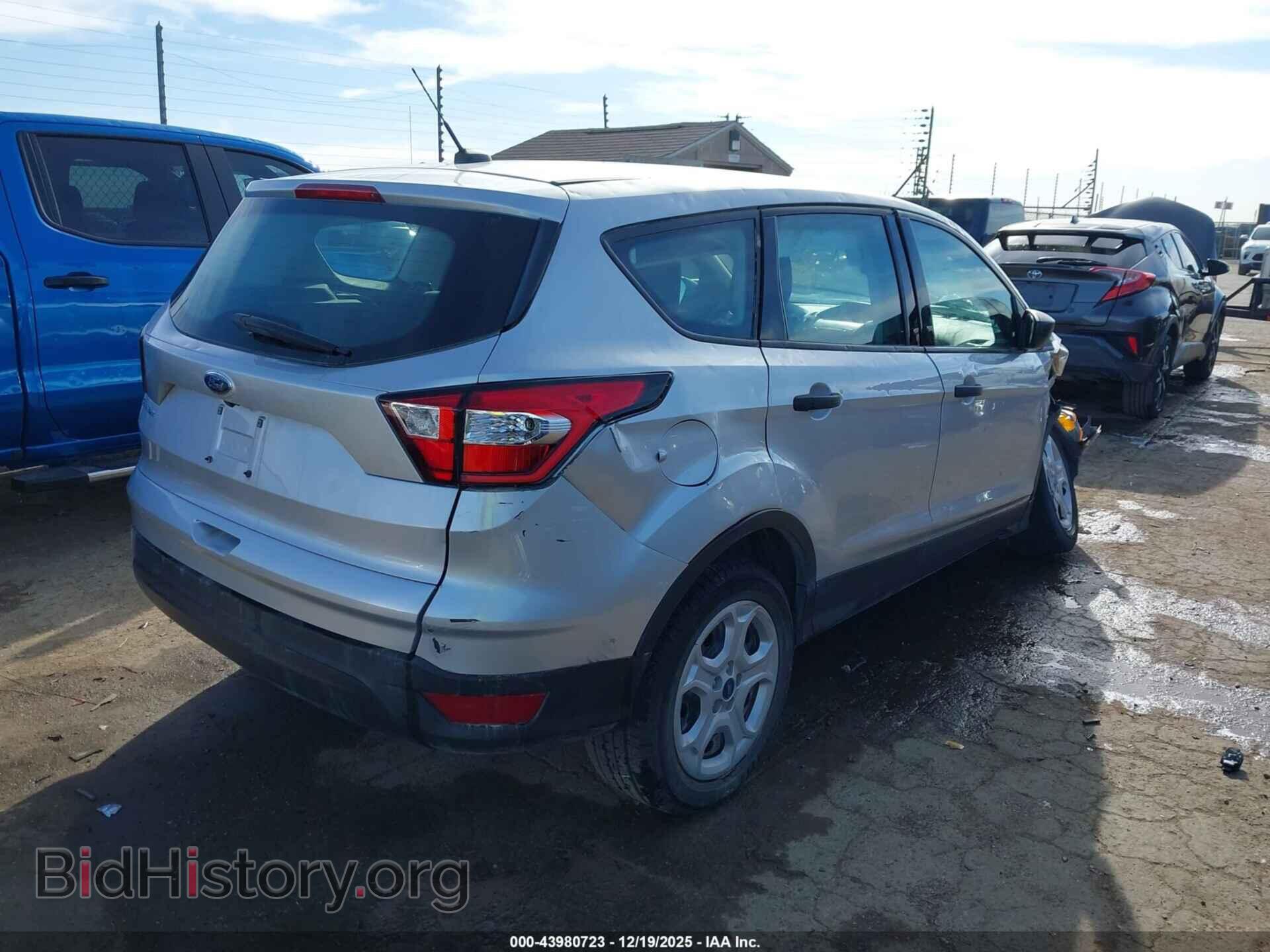 2019 FORD ESCAPE - VIN: 1FMCU0F75KUB78905 - Фото 4