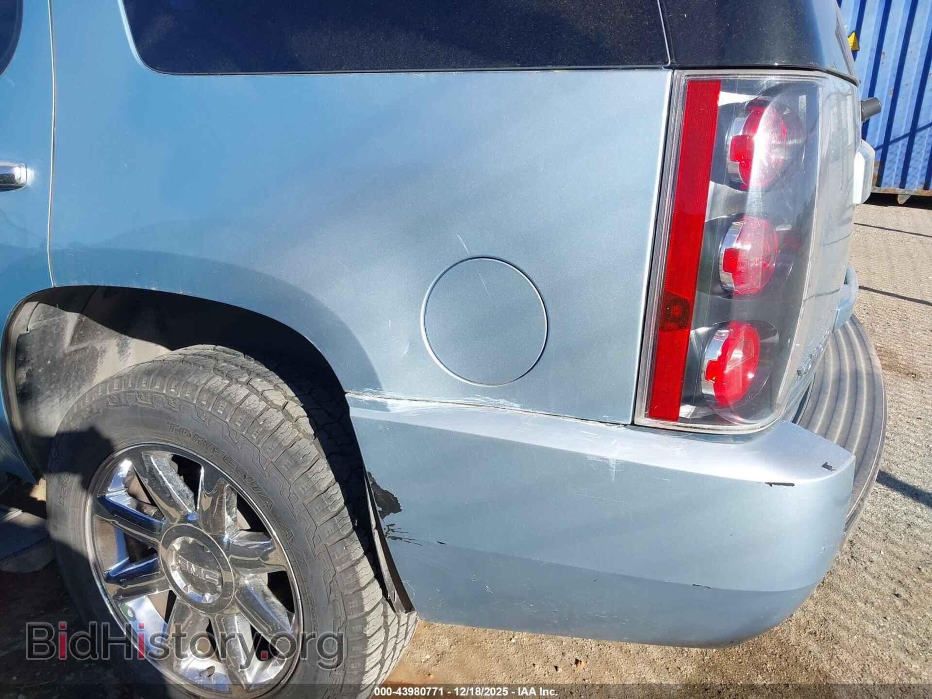 2011 GMC YUKON - VIN: 1GKS2EEF2BR256138 - Фото 6
