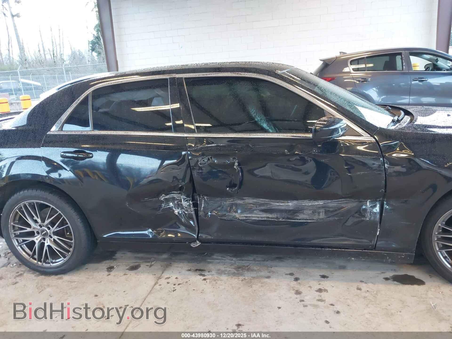 2012 CHRYSLER 300 - VIN: 2C3CCAAG8CH206340 - Photo 6