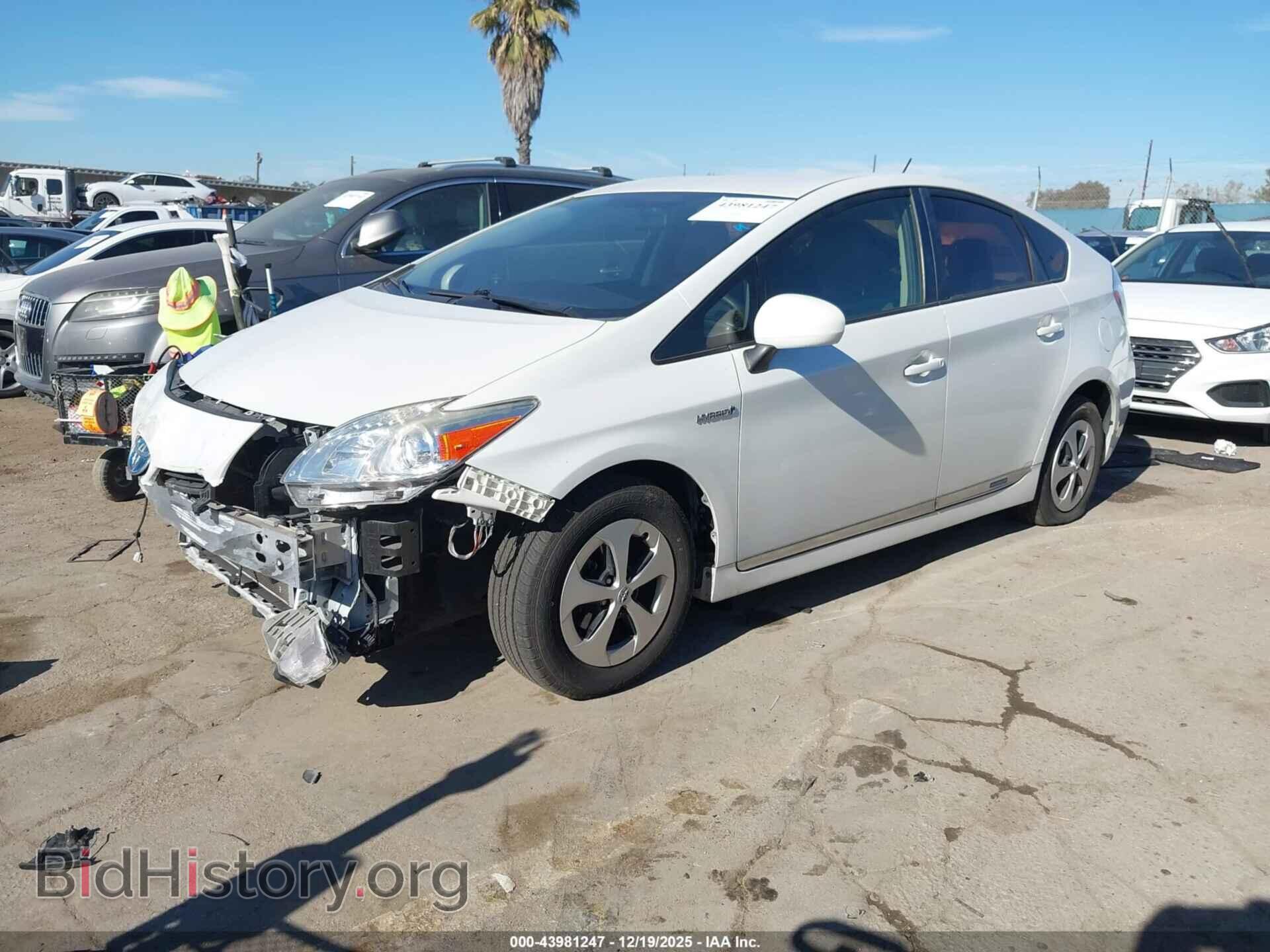 2015 TOYOTA PRIUS - VIN: JTDKN3DU8F1982985 - Фото 2