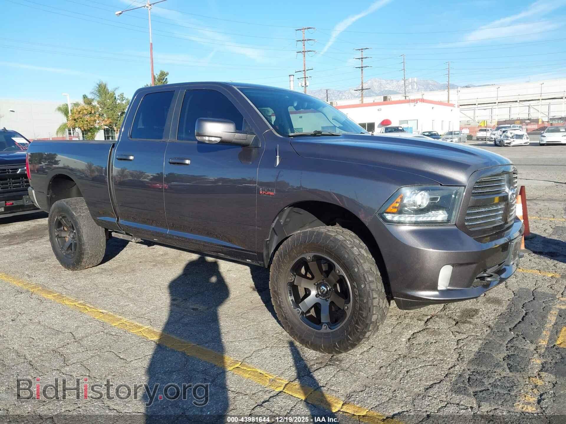 Photo 1C6RR7HT4HS620779 - RAM 1500 2017