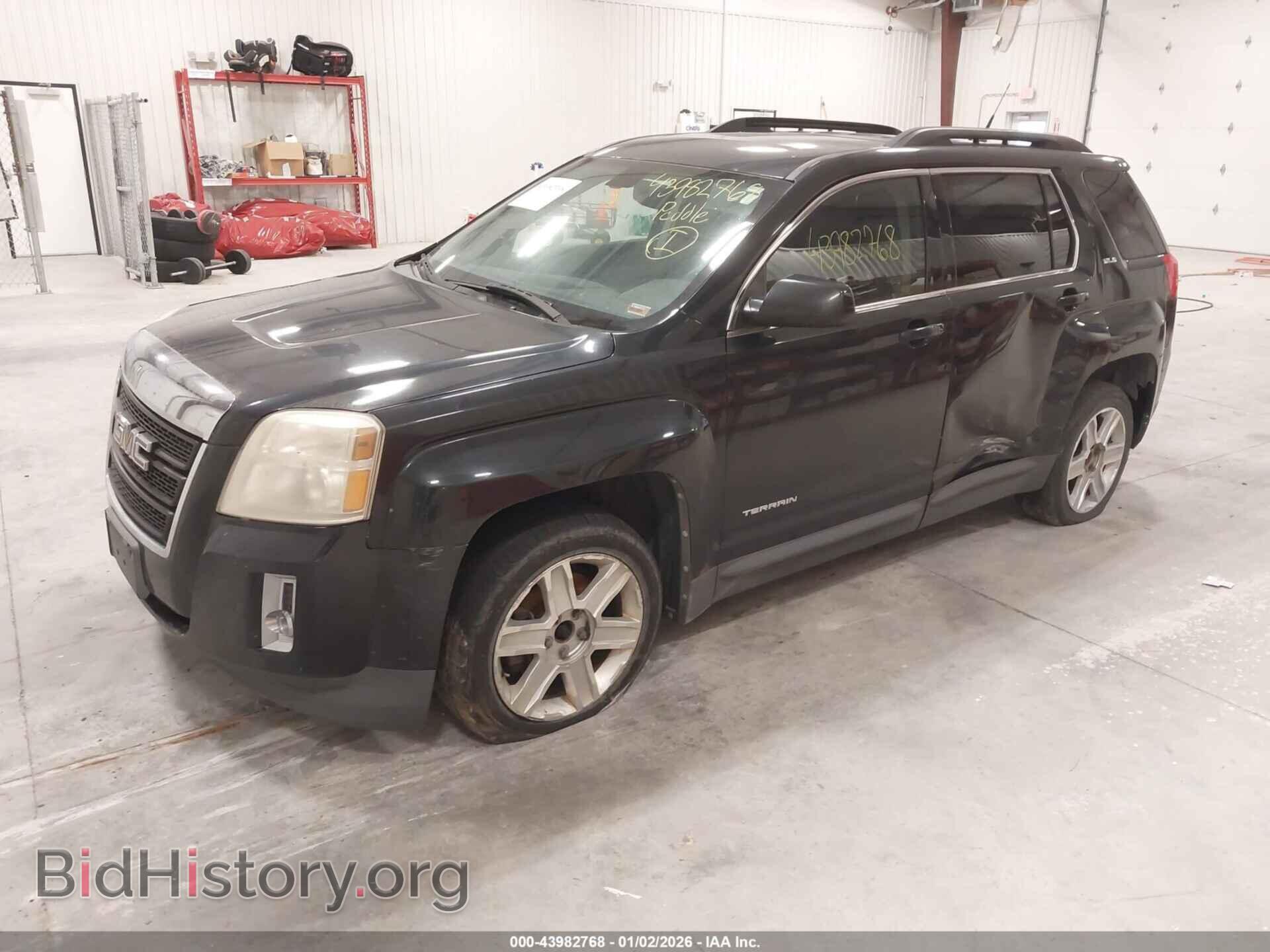 2011 GMC TERRAIN - VIN: 2CTALSEC5B6310069 - Photo 2
