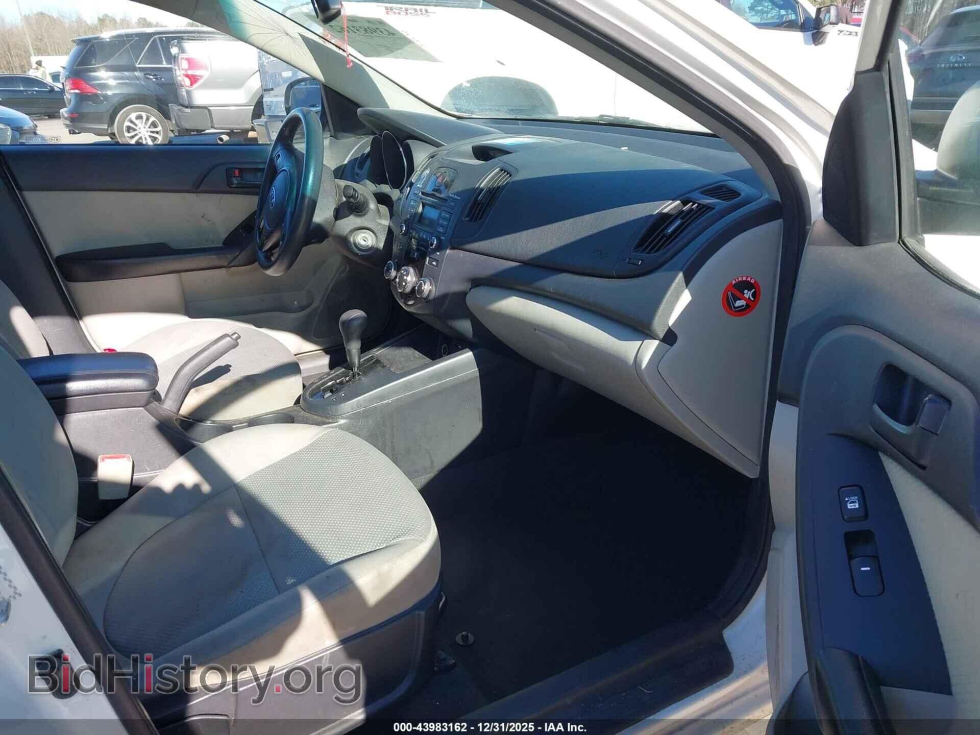 2010 KIA FORTE - VIN: KNAFU4A23A5177357 - Фото 5