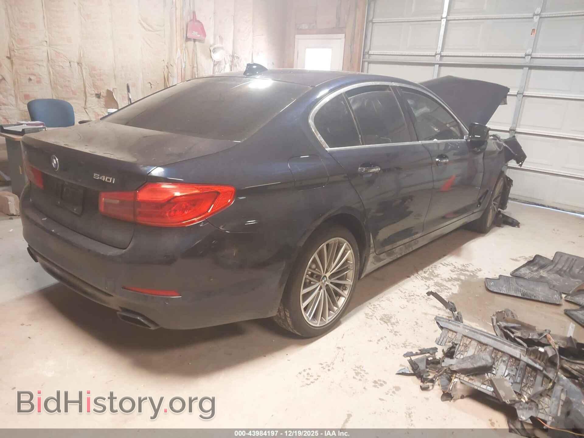 2018 BMW 540I - VIN: WBAJE7C58JWD52182 - Фото 4