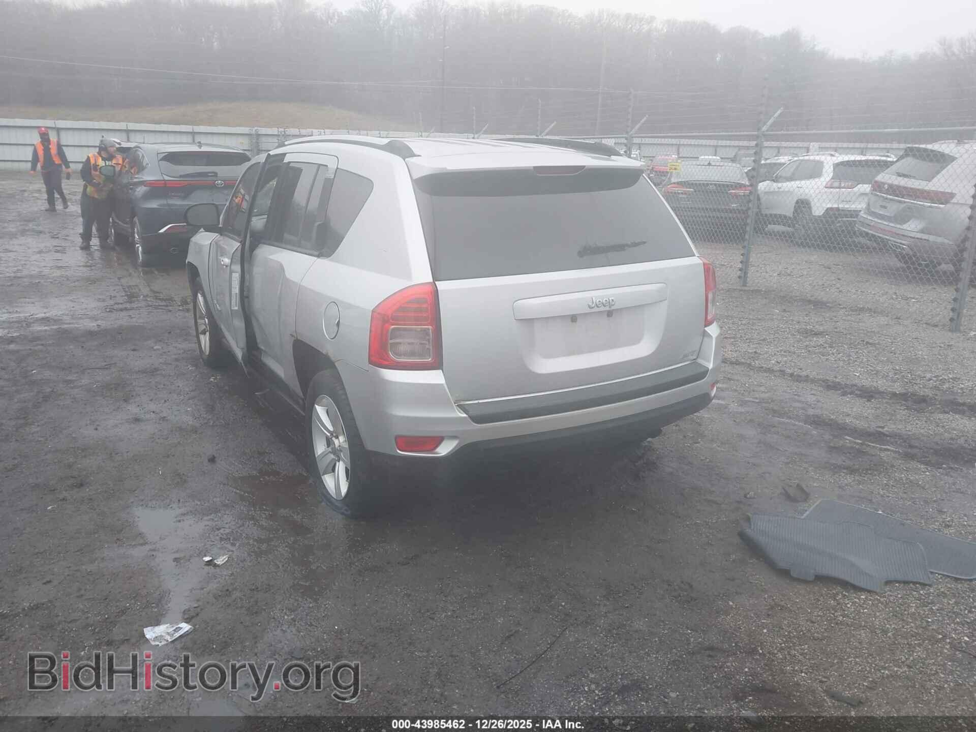 2011 JEEP COMPASS - VIN: 1J4NT1FB6BD286938 - Фото 3