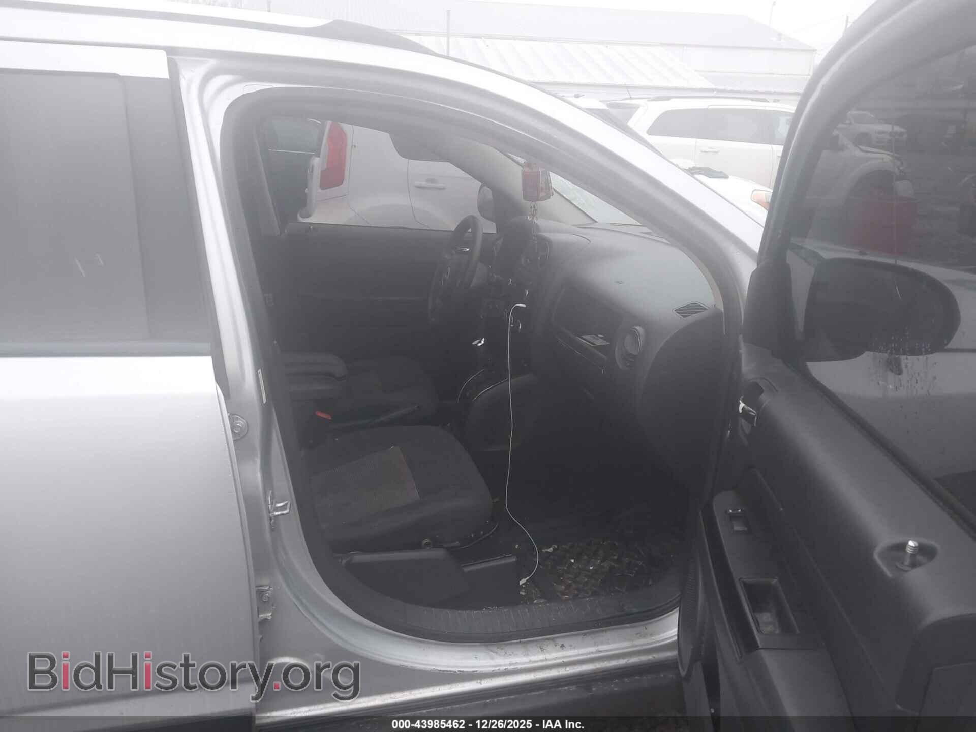 2011 JEEP COMPASS - VIN: 1J4NT1FB6BD286938 - Фото 5
