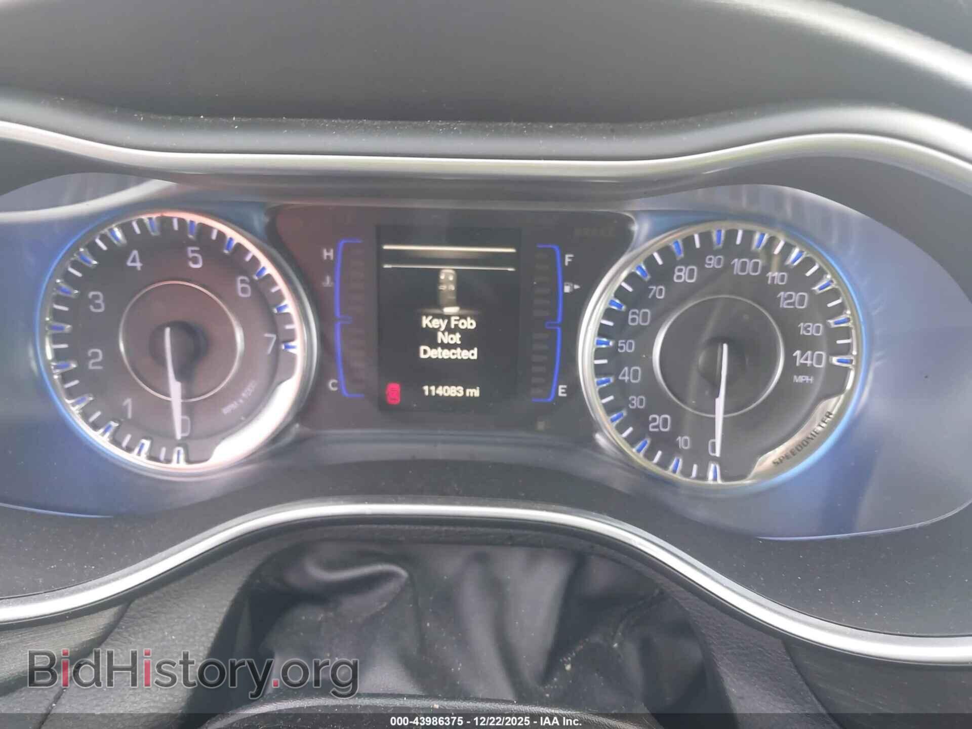 2016 CHRYSLER 200 - VIN: 1C3CCCAB1GN106402 - Photo 7