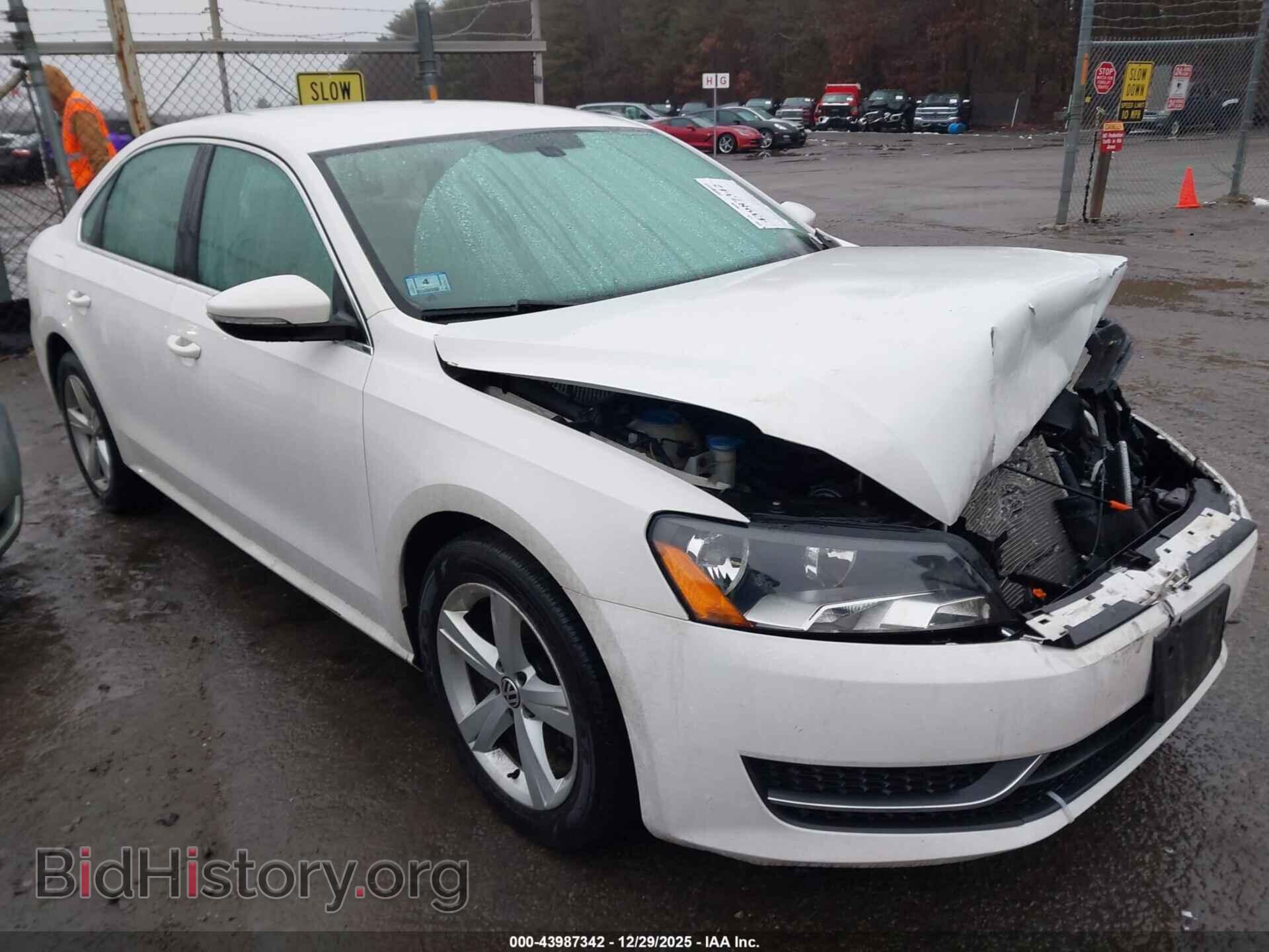 Photo 1VWBP7A35CC100780 - VOLKSWAGEN PASSAT 2012