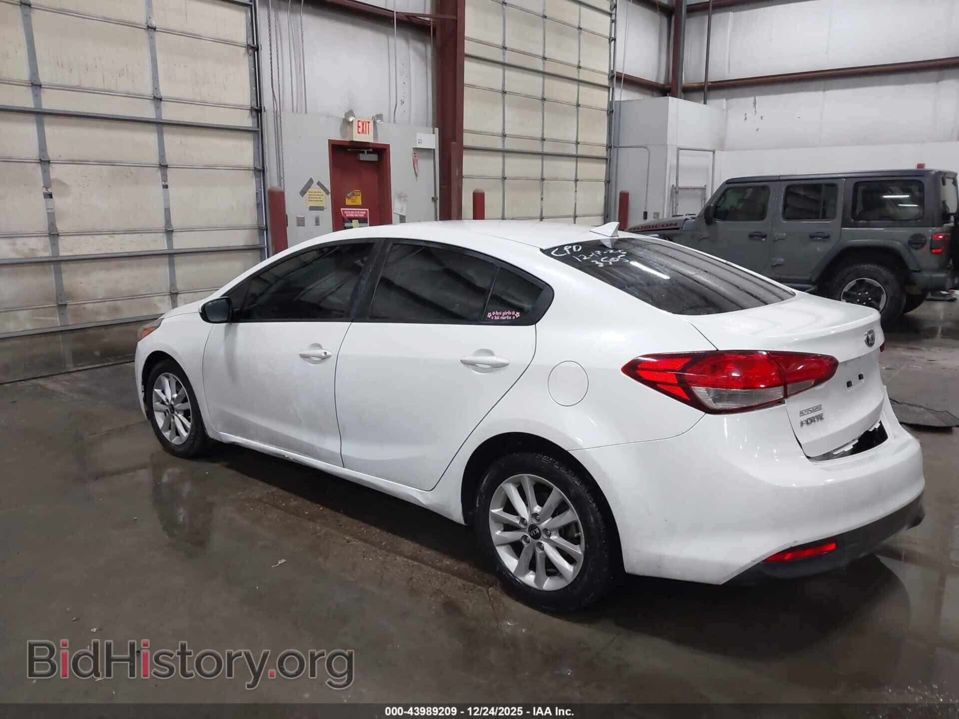 2017 KIA FORTE - VIN: 3KPFL4A73HE149493 - Фото 3