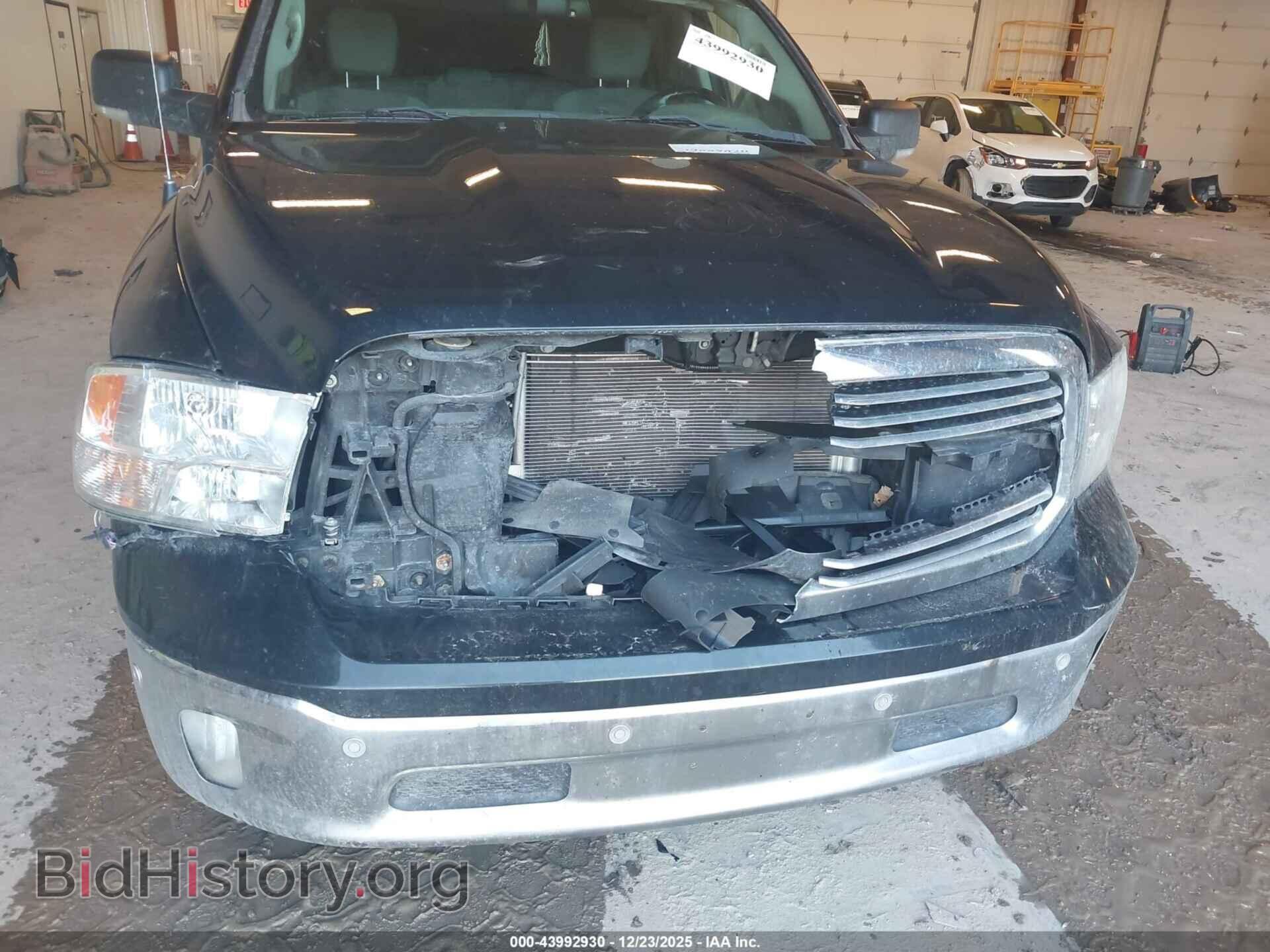 2017 RAM 1500 - VIN: 1C6RR7LT2HS814332 - Фото 6