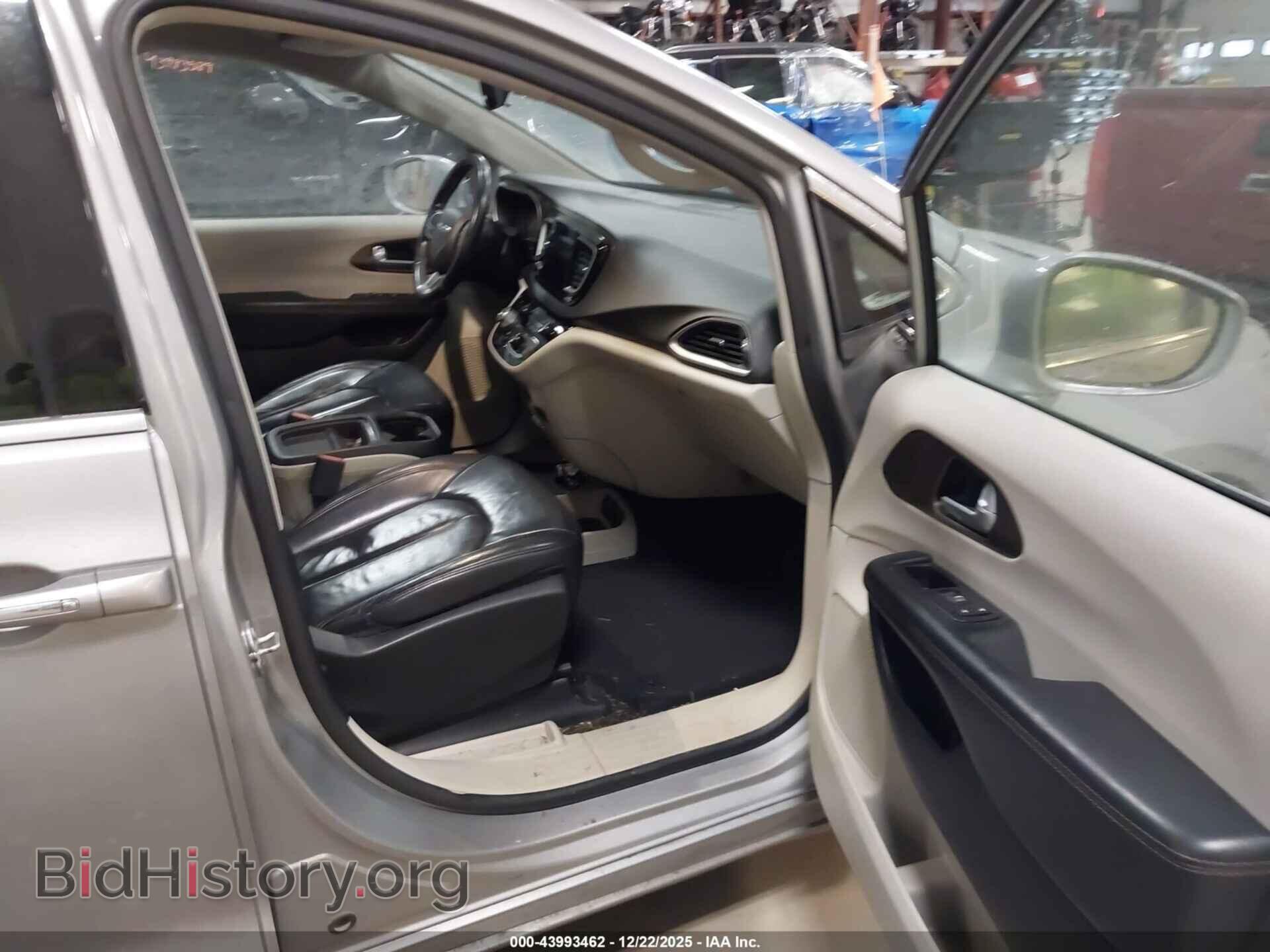 2017 CHRYSLER PACIFICA - VIN: 2C4RC1BG2HR593487 - Фото 5