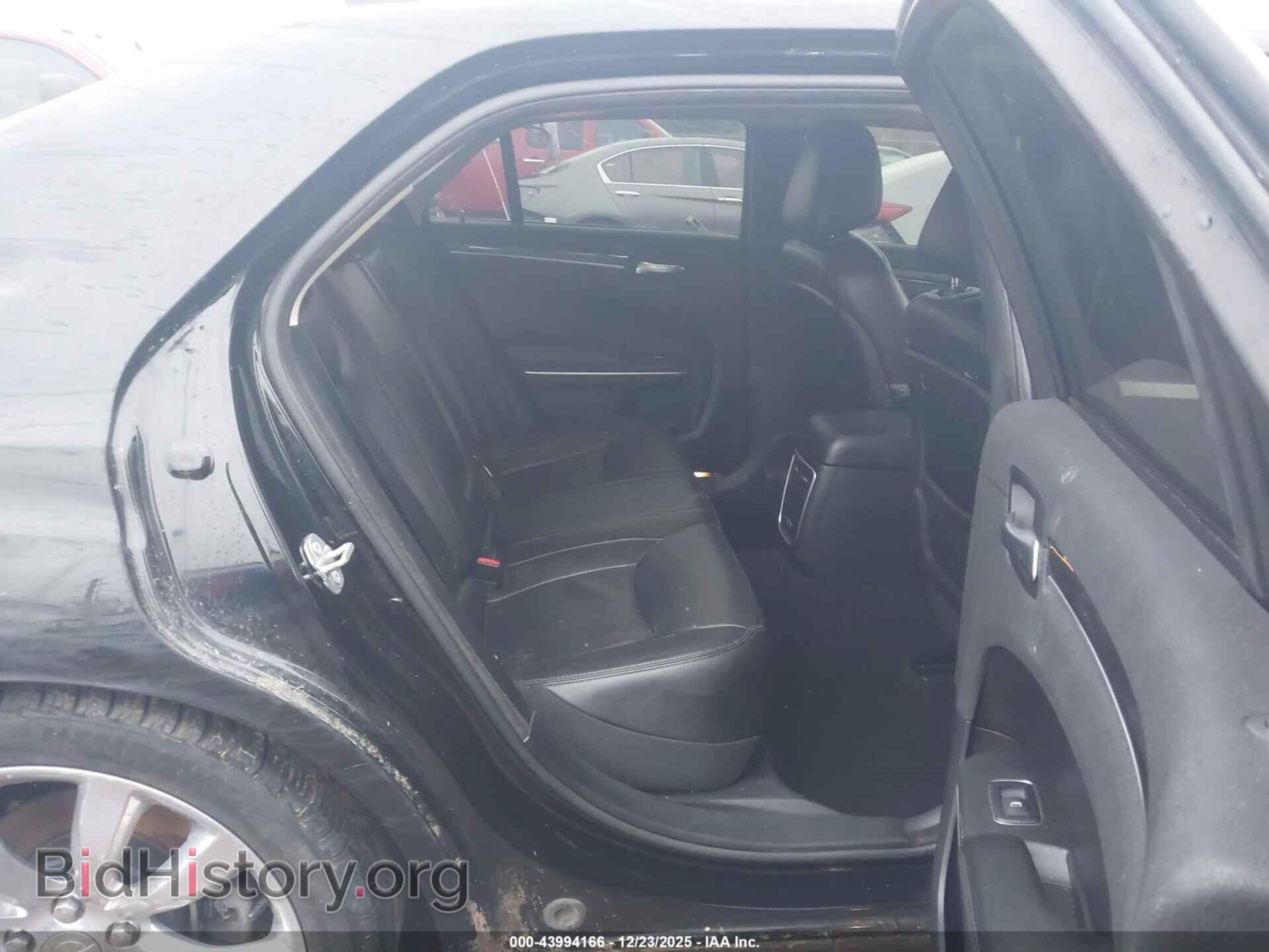 2019 CHRYSLER 300 - VIN: 2C3CCAAG2KH548929 - Фото 8