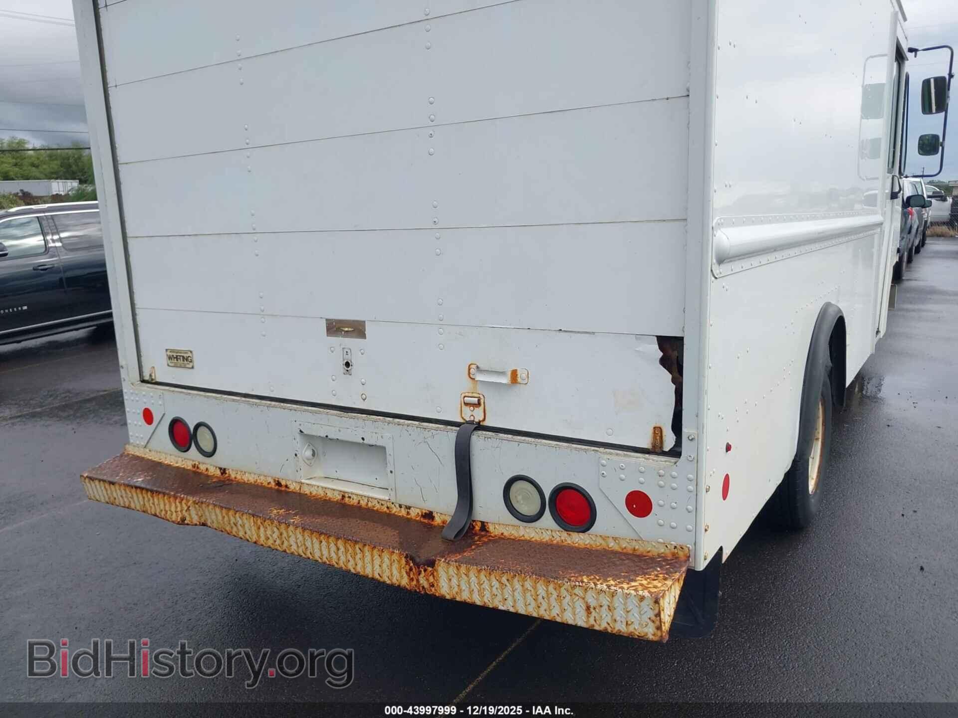 2014 FORD E-350 STRIPPED - VIN: 1FC3E3KL3EDB11018 - Photo 11