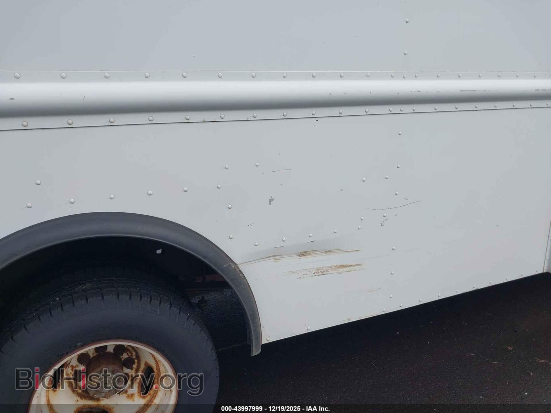 2014 FORD E-350 STRIPPED - VIN: 1FC3E3KL3EDB11018 - Photo 16