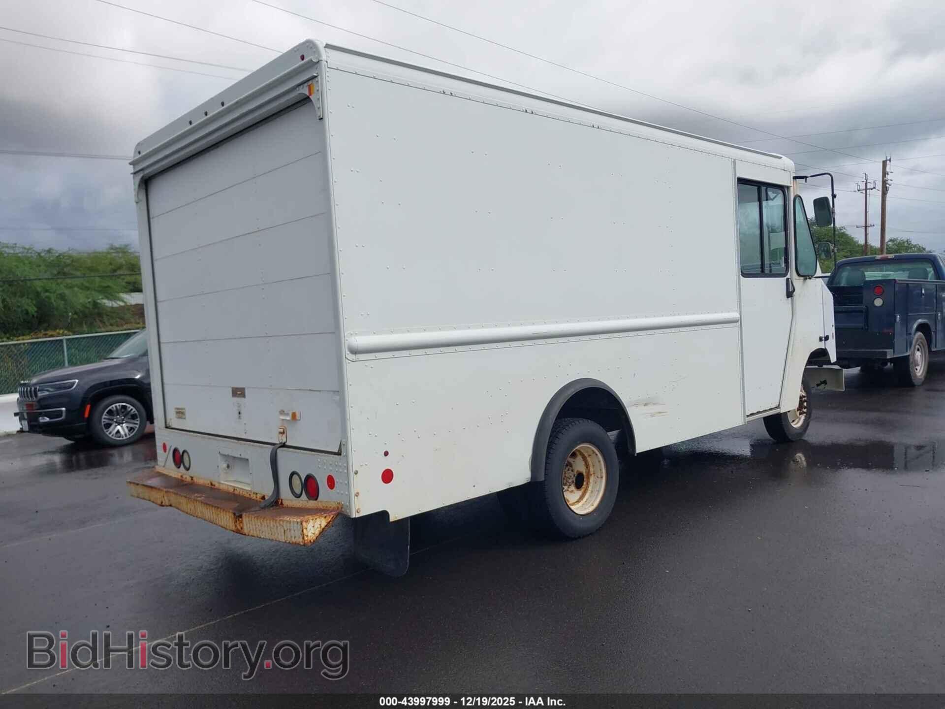 2014 FORD E-350 STRIPPED - VIN: 1FC3E3KL3EDB11018 - Photo 4