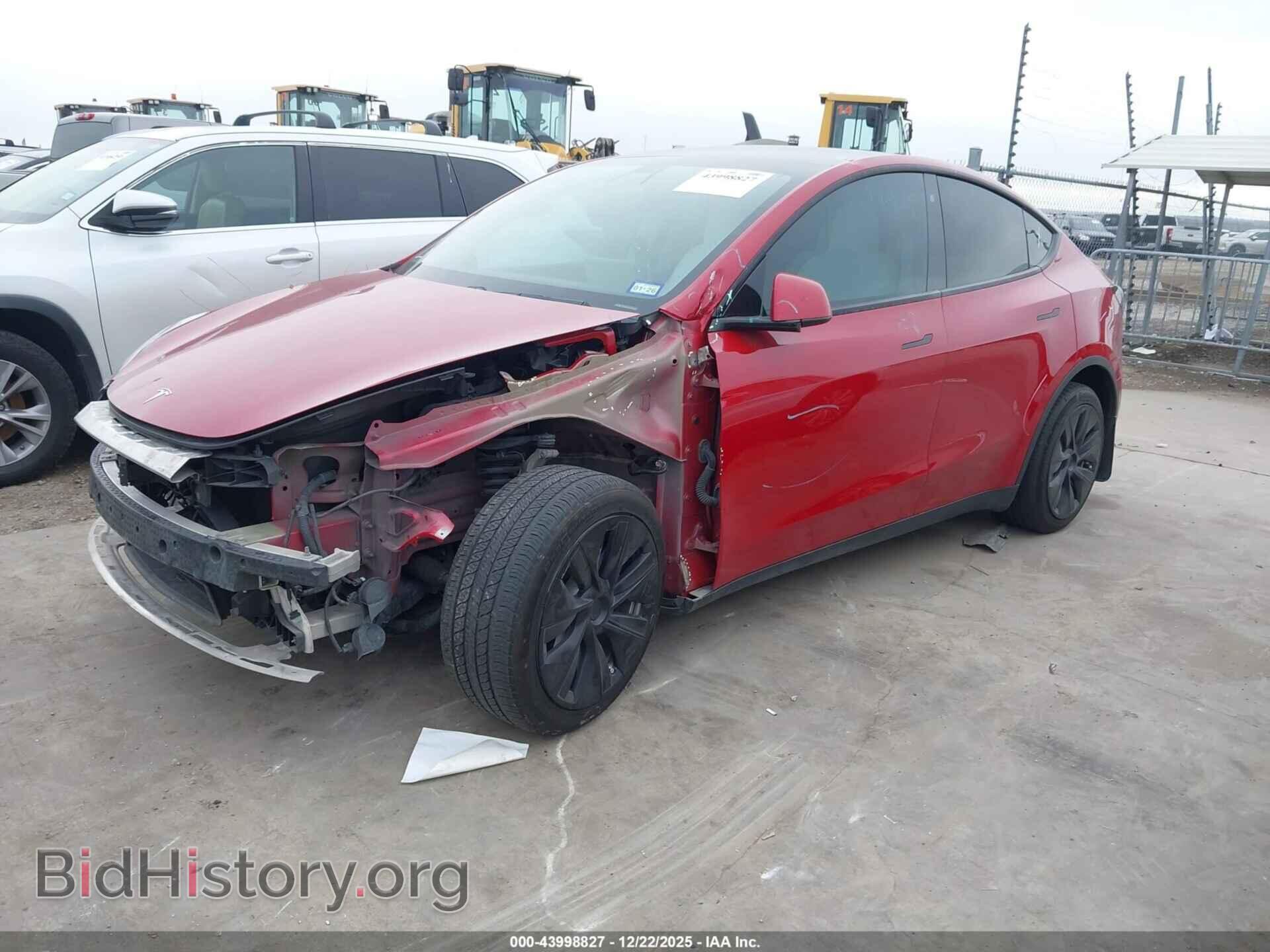 2021 TESLA MODEL Y - VIN: 5YJYGDEE1MF061293 - Фото 2