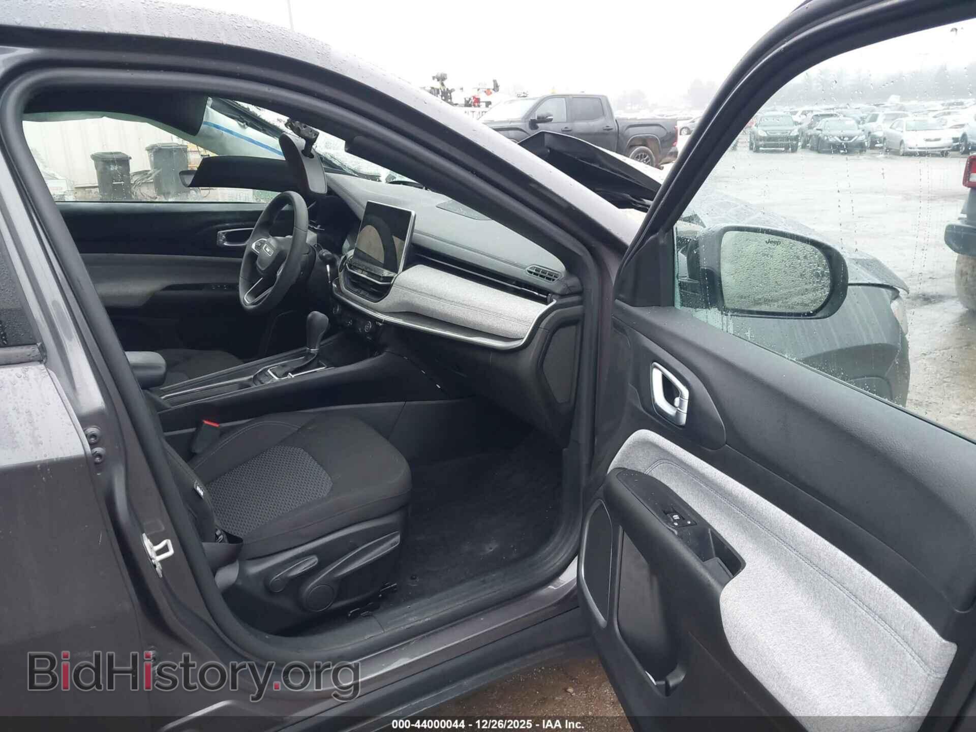 2024 JEEP COMPASS - VIN: 3C4NJDANXRT155420 - Фото 5
