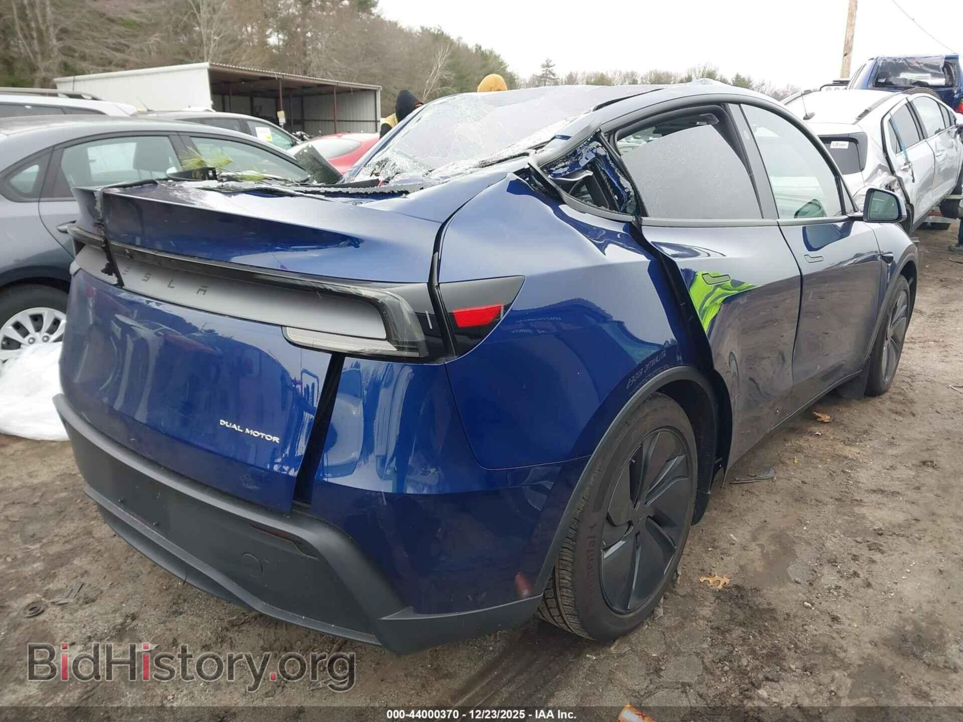 2026 TESLA MODEL Y - VIN: 7SAYGDEE8TF412119 - Фото 4