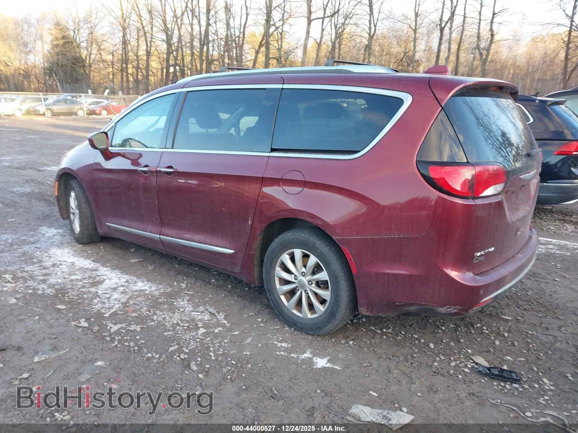 2018 CHRYSLER PACIFICA - VIN: 2C4RC1BG7JR269330 - Фото 3