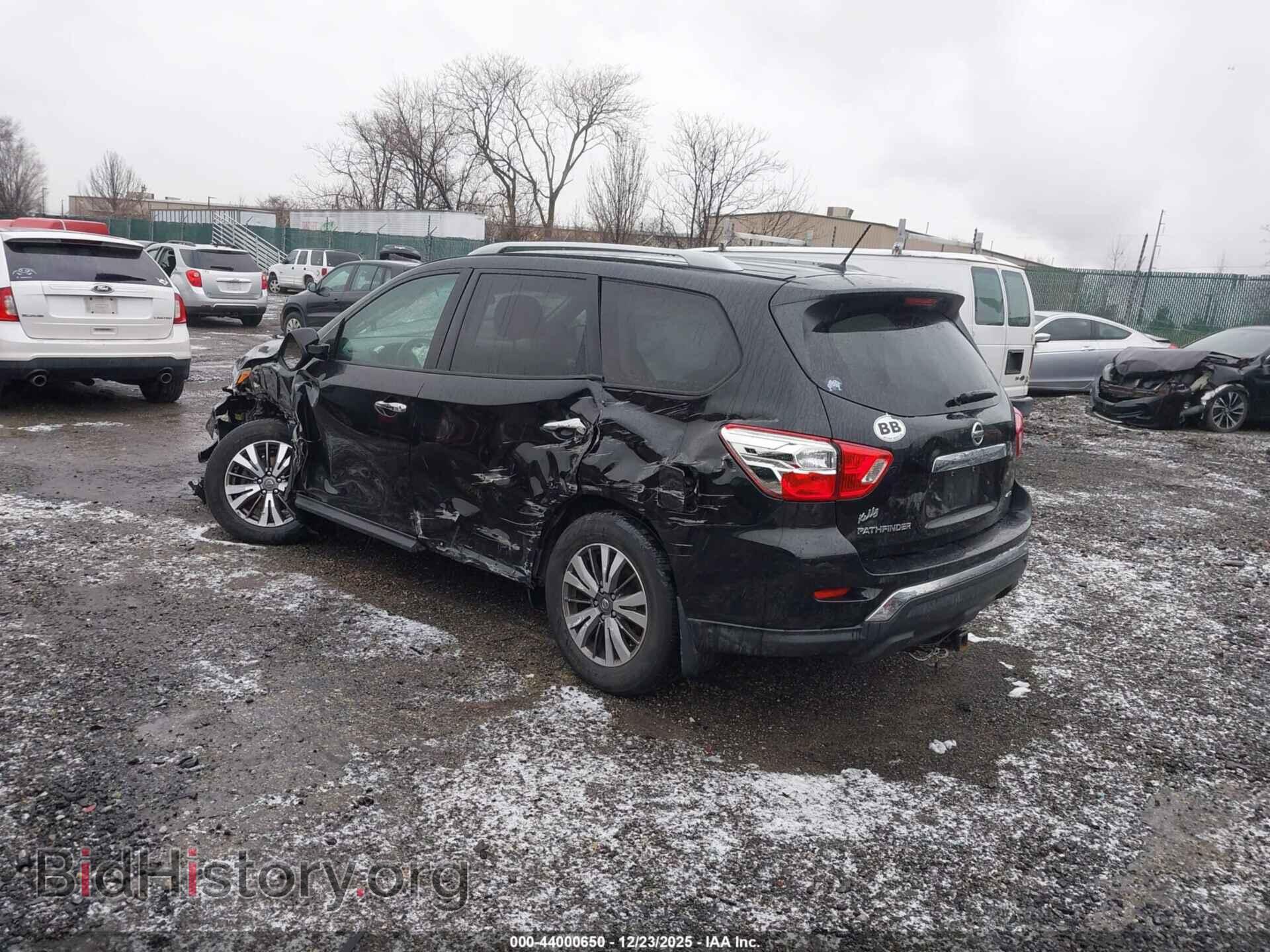 2018 NISSAN PATHFINDER - VIN: 5N1DR2MM6JC676500 - Фото 3