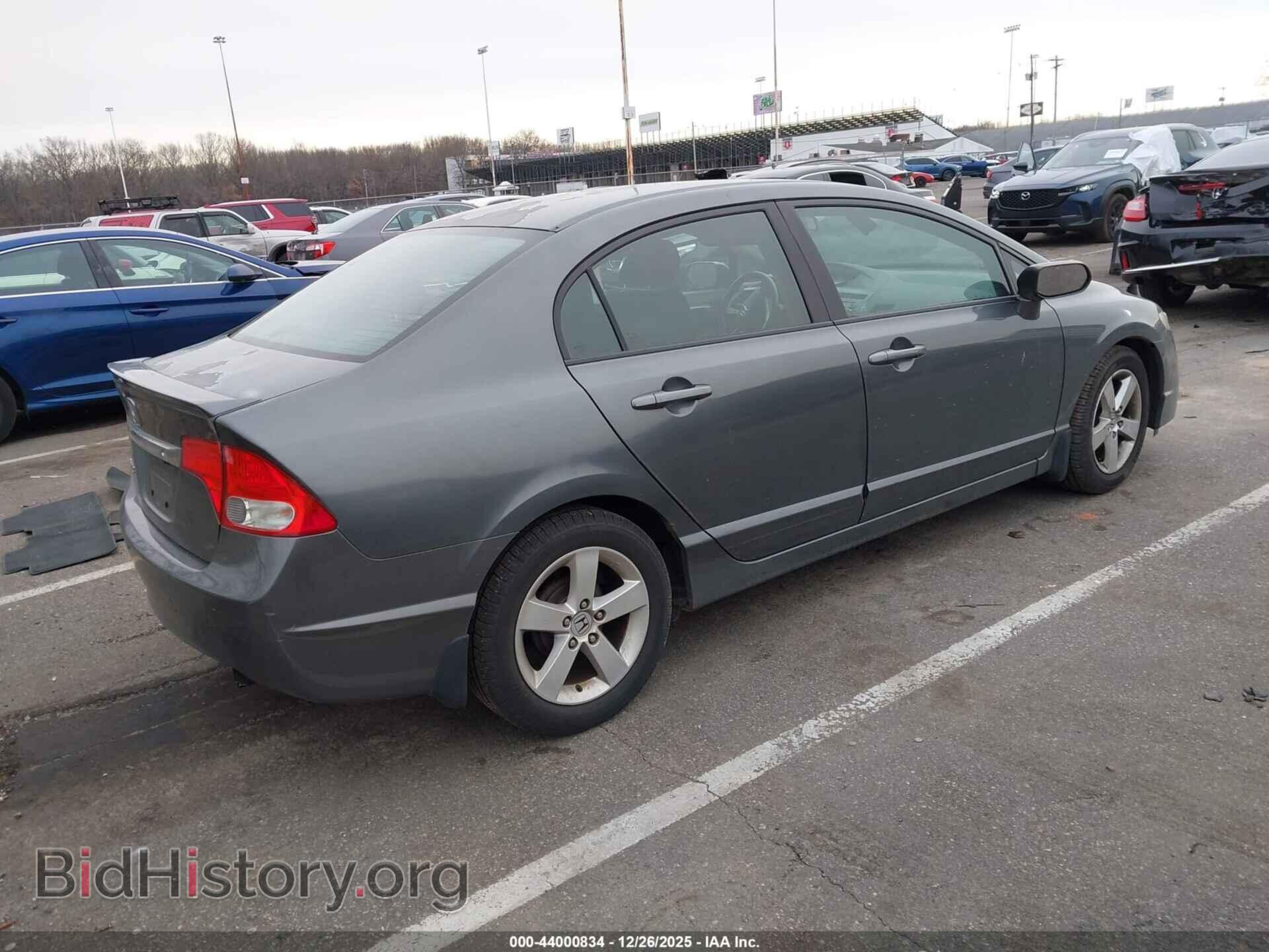 2010 HONDA CIVIC - VIN: 2HGFA1F67AH510739 - Фото 4