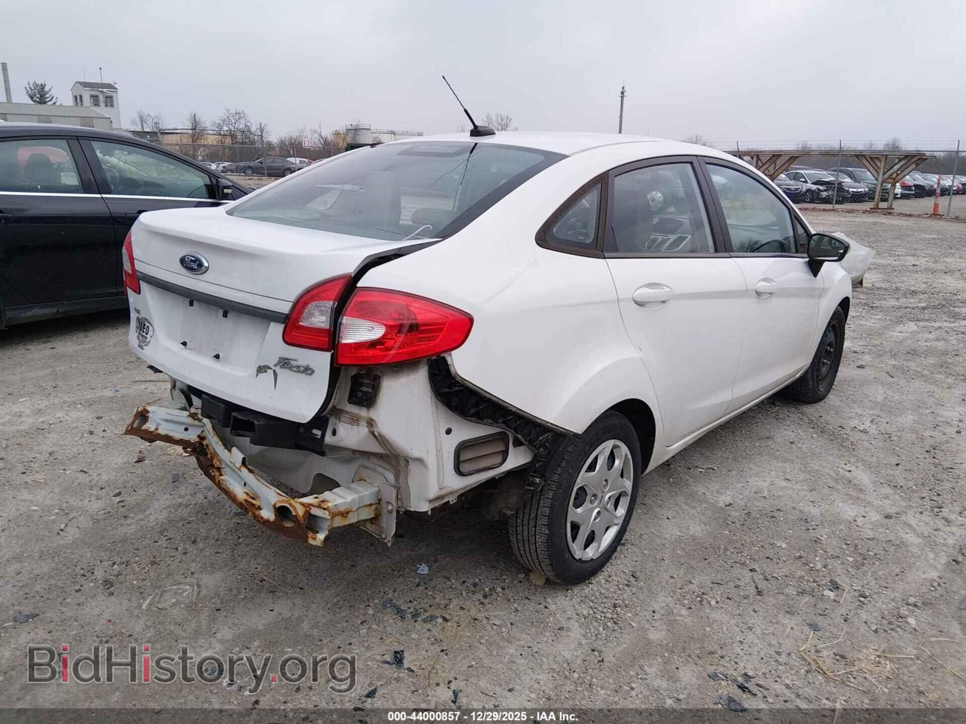 2013 FORD FIESTA - VIN: 3FADP4BJ3DM199404 - Фото 4