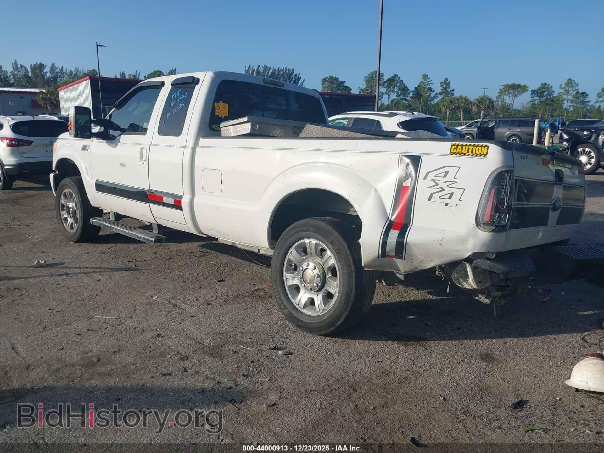 2011 FORD F-250 - VIN: 1FT7X2B61BEA83189 - Фото 3
