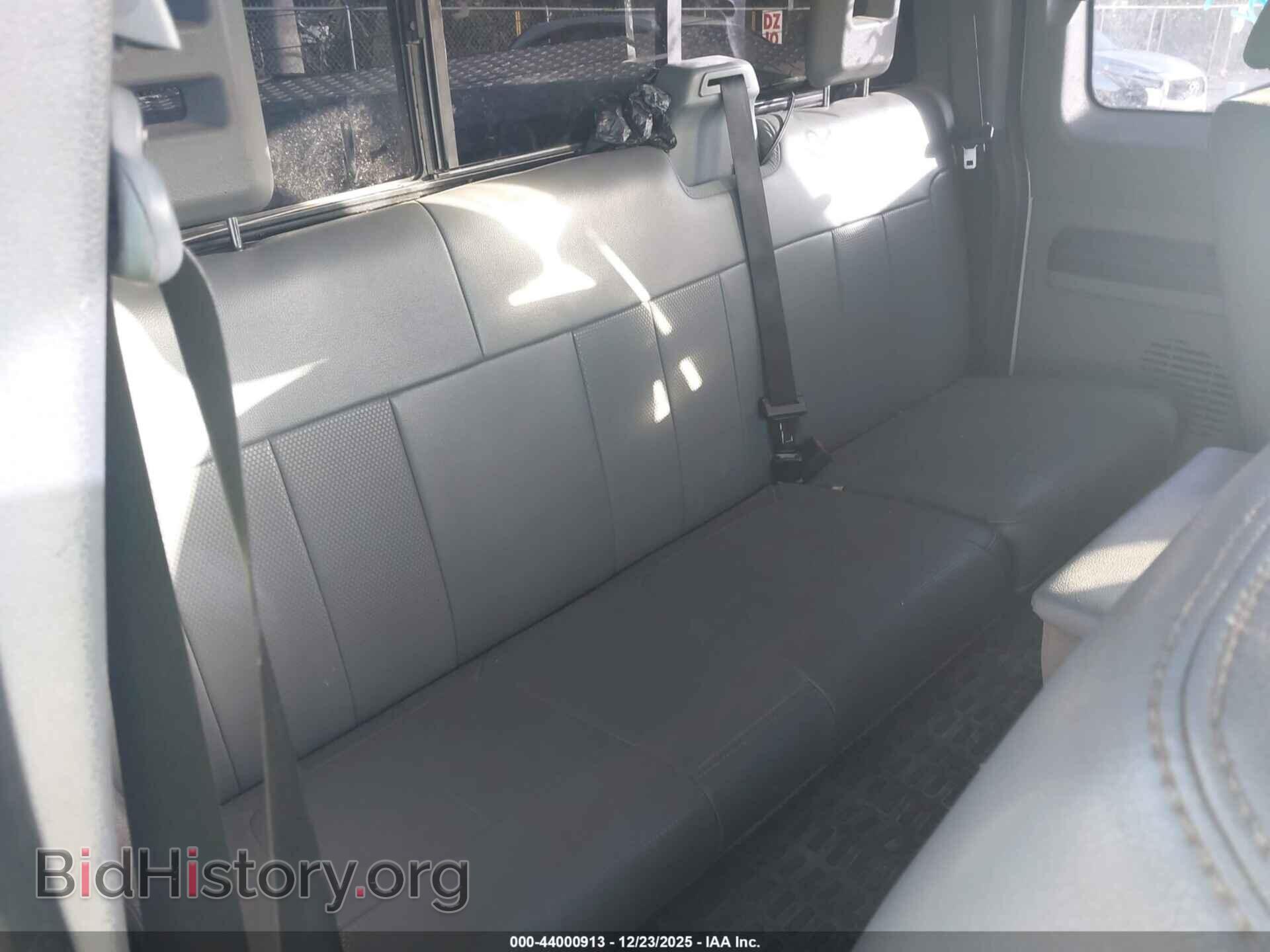 2011 FORD F-250 - VIN: 1FT7X2B61BEA83189 - Фото 8