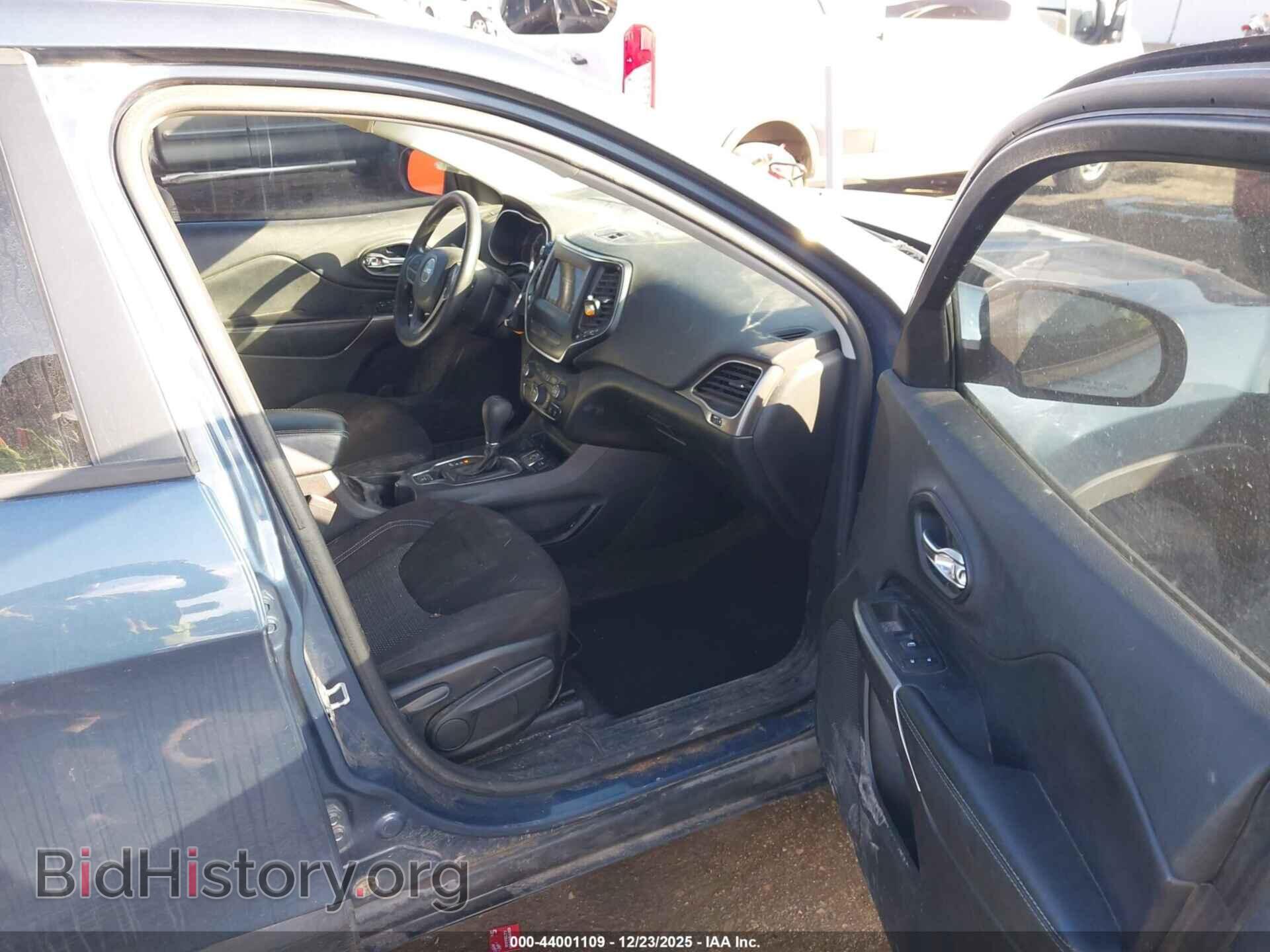 2020 JEEP CHEROKEE - VIN: 1C4PJLCB9LD515893 - Фото 5