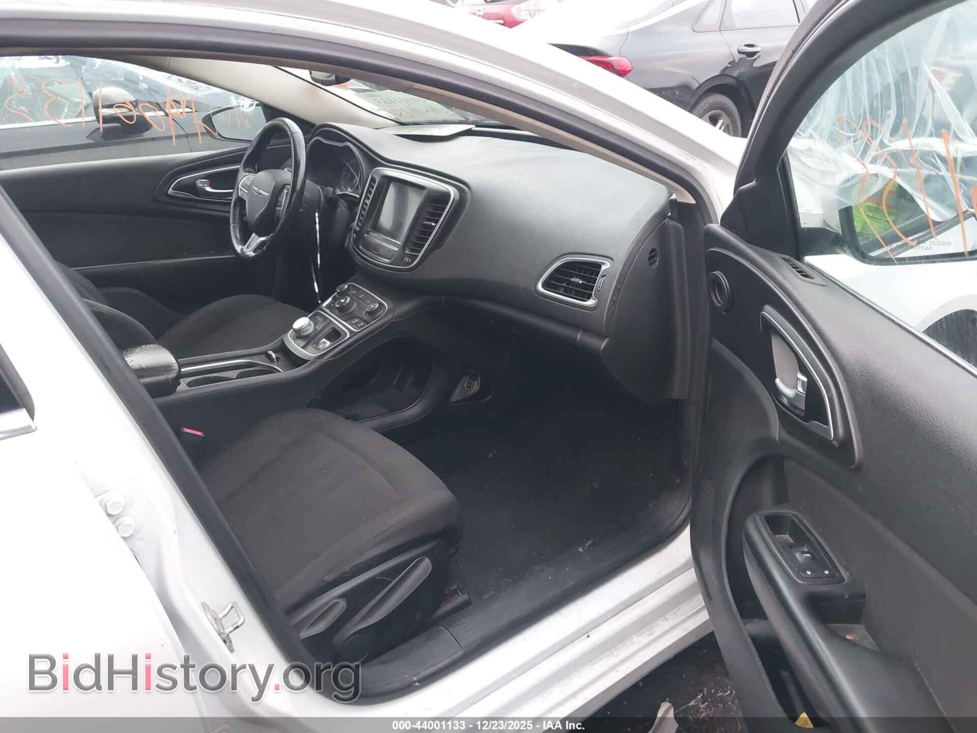 2016 CHRYSLER 200 - VIN: 1C3CCCAB0GN101997 - Фото 5