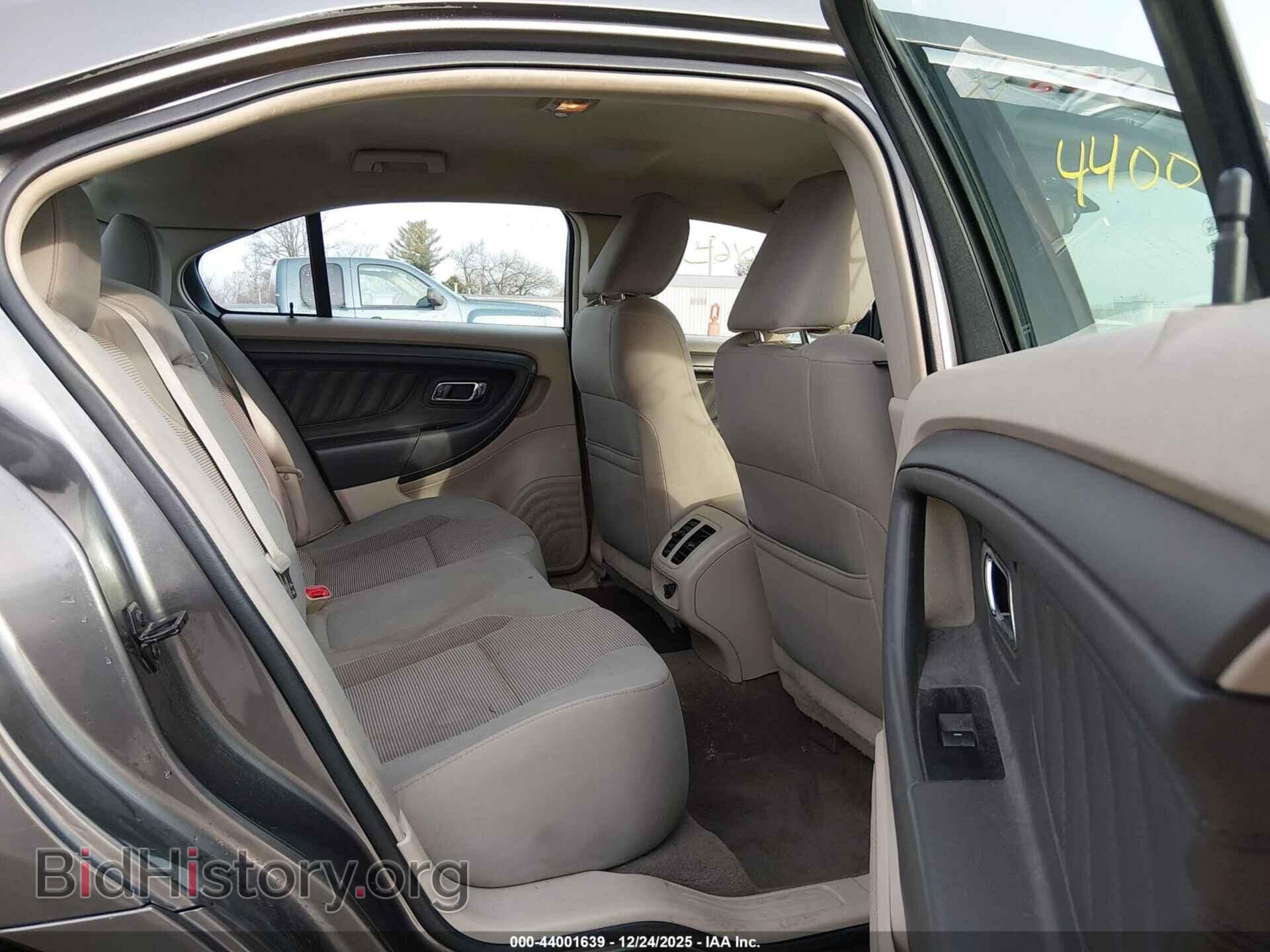 2011 FORD TAURUS - VIN: 1FAHP2EW6BG101597 - Фото 8
