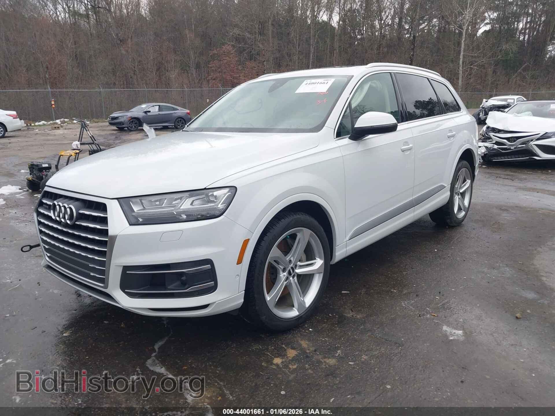 2019 AUDI Q7 - VIN: WA1VAAF78KD016627 - Фото 2