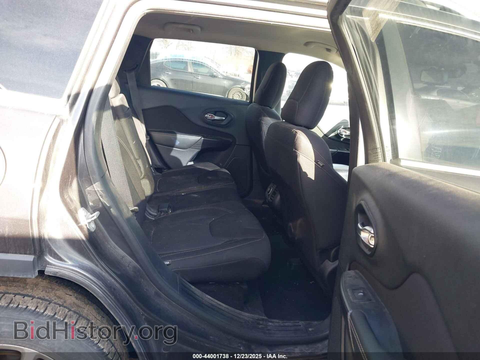 2015 JEEP CHEROKEE - VIN: 1C4PJLCB1FW771020 - Фото 8