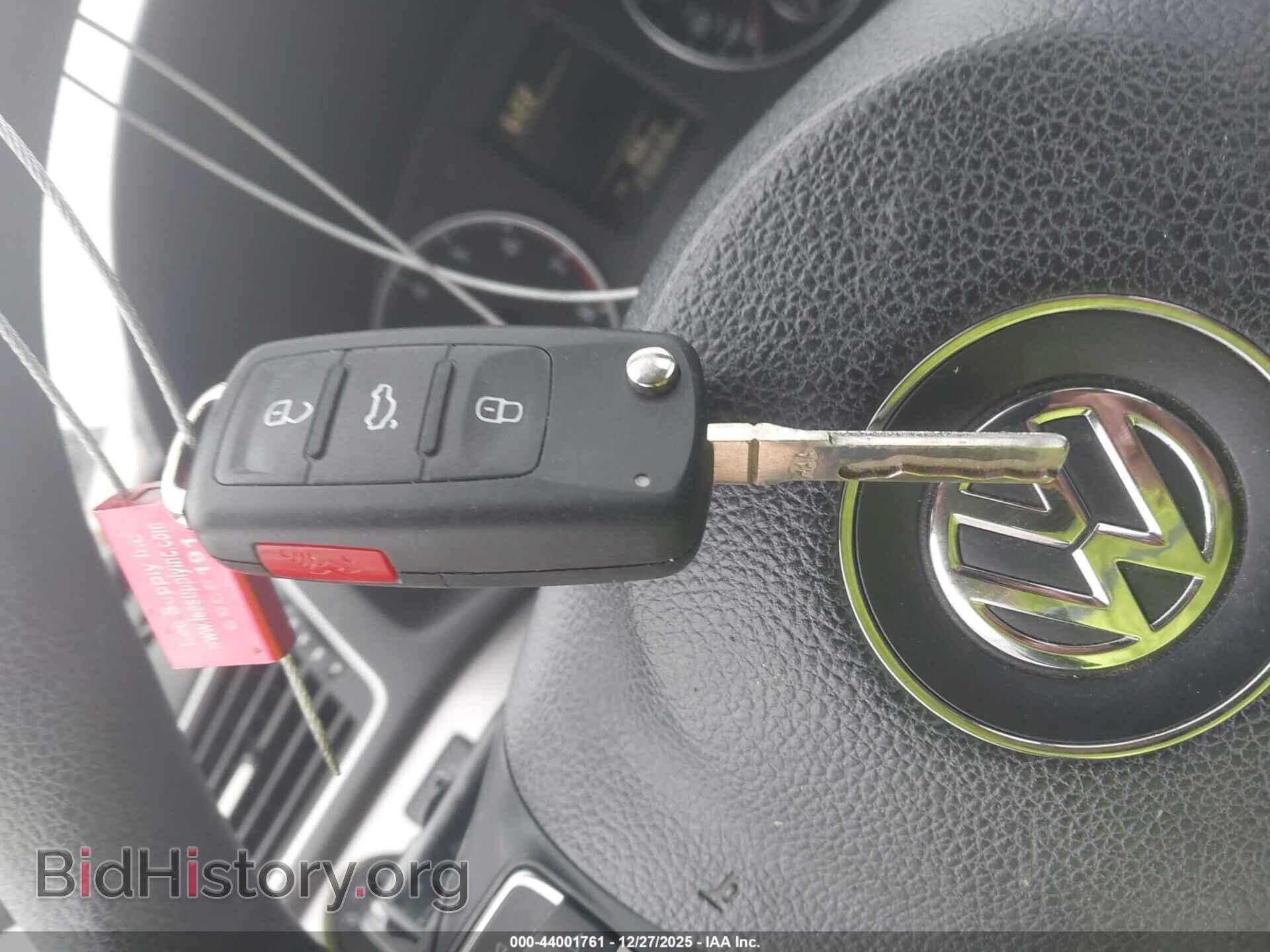 2012 VOLKSWAGEN PASSAT - VIN: 1VWAH7A36CC035964 - Фото 11